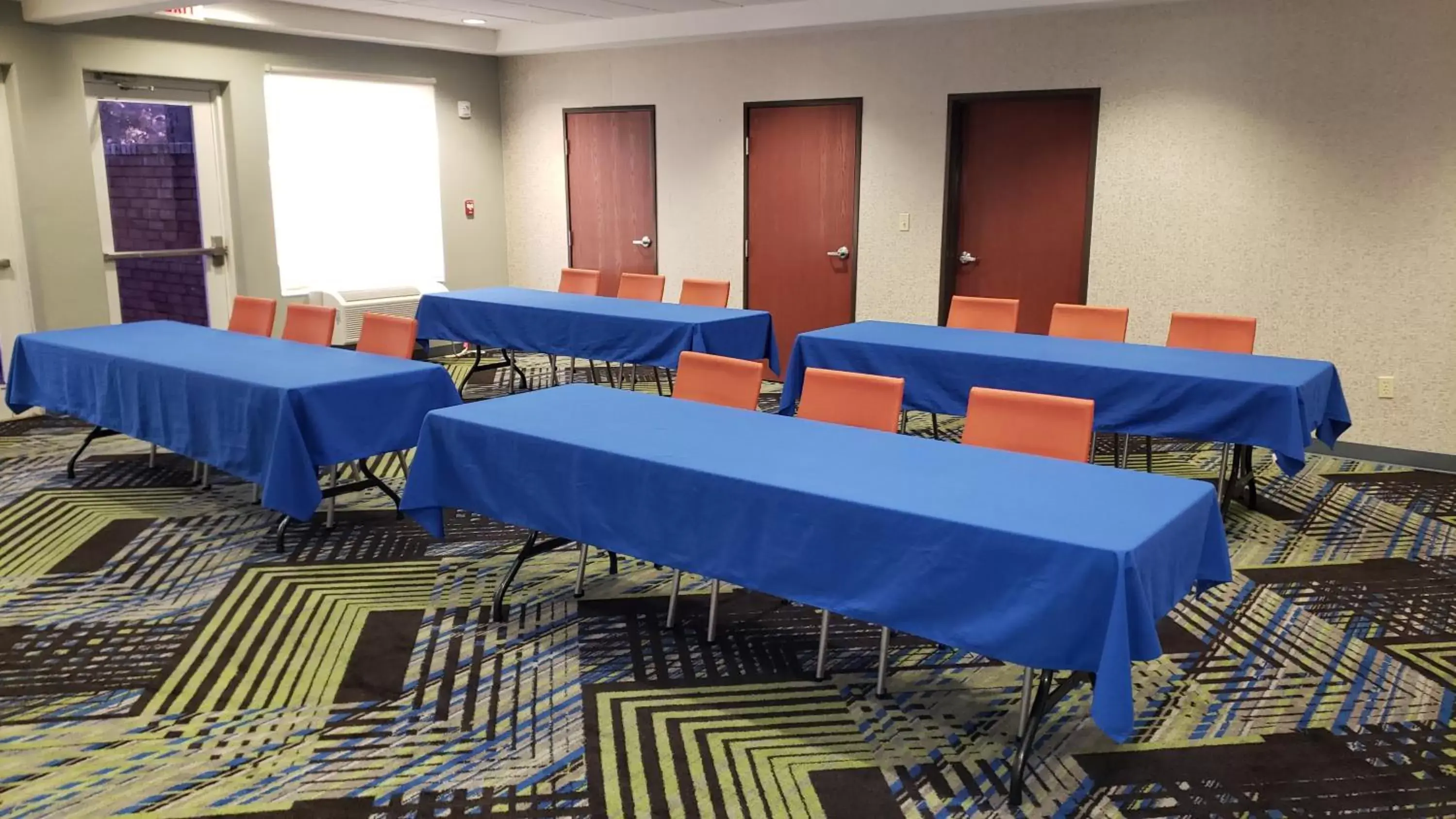 Meeting/conference room in Holiday Inn Express Hotel and Suites Weslaco, an IHG Hotel