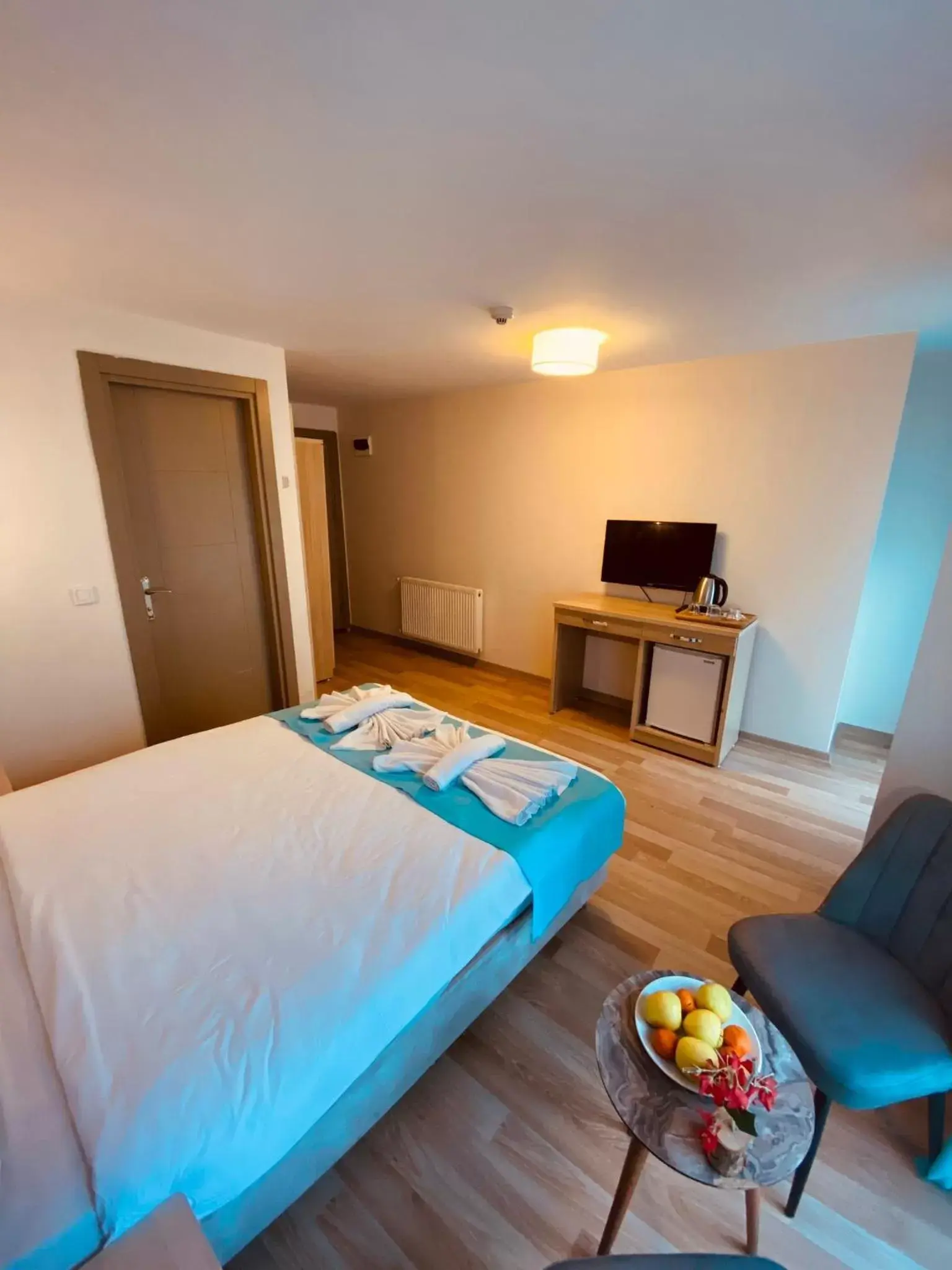 Photo of the whole room, Bed in Ottoman Luxury Hotel Photo of the whole room, Bed in Ottoman Luxury Hotel