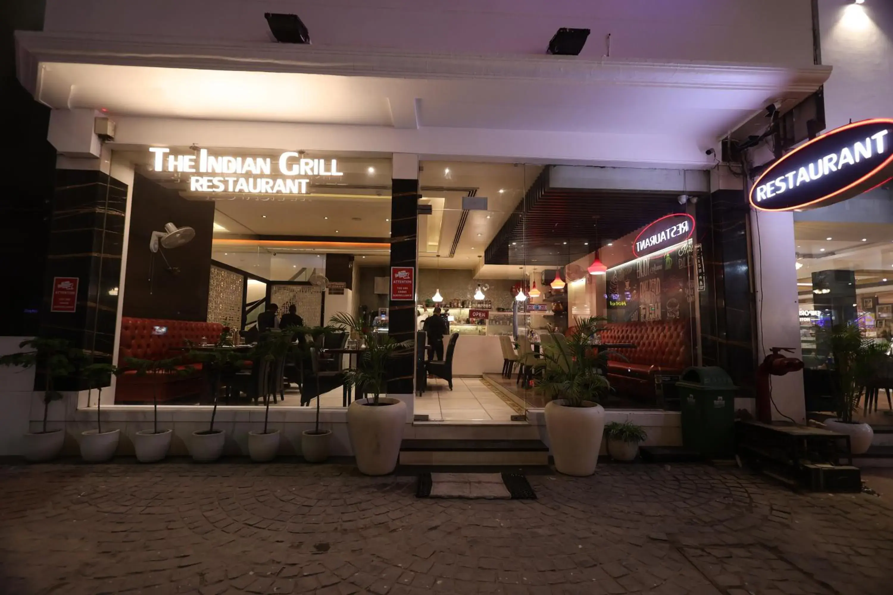 Restaurant/places to eat in Hotel GODWIN DELUXE - New Delhi Railway Station - Paharganj