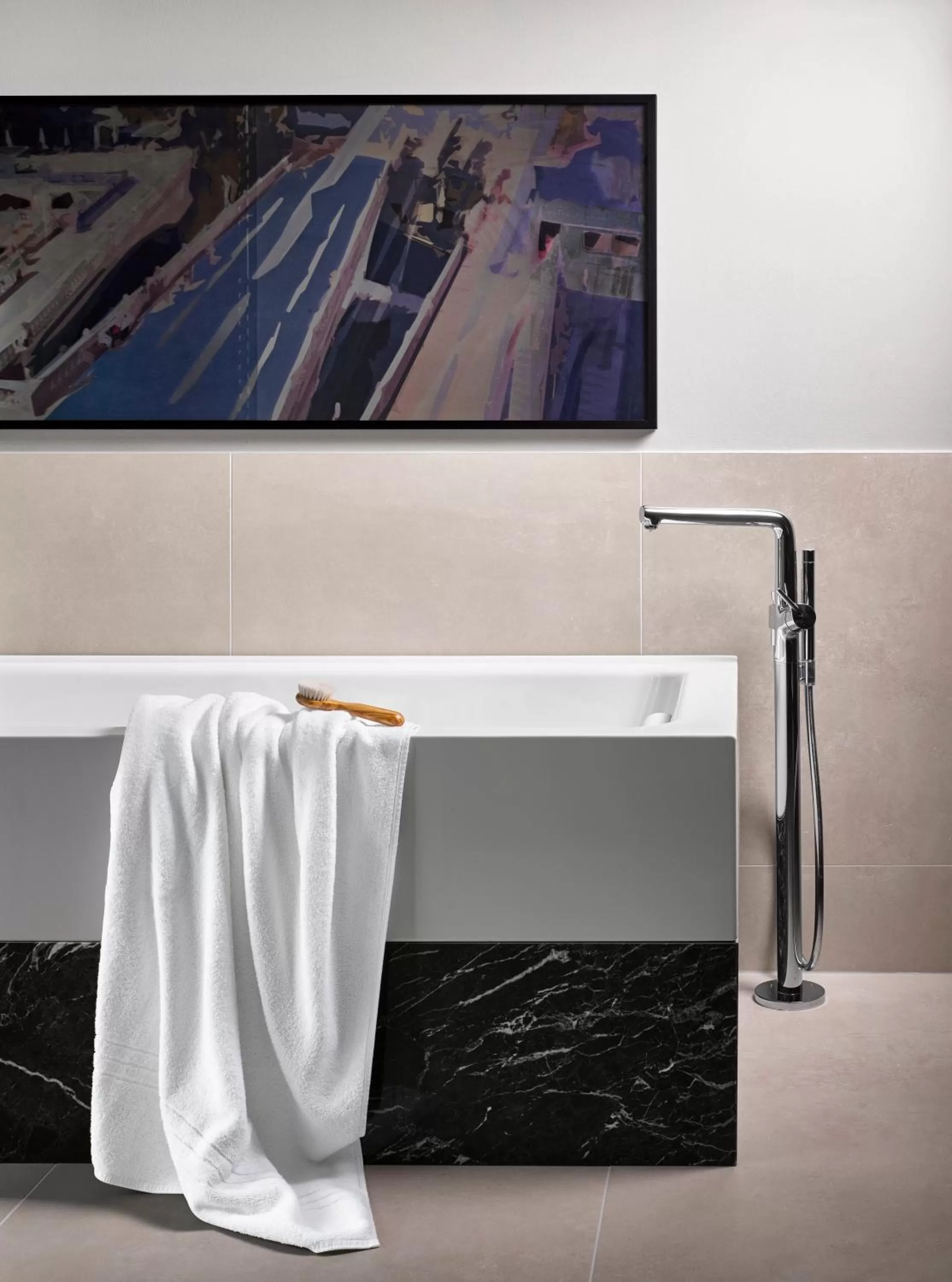 Photo of the whole room in InterContinental - Ljubljana by IHG