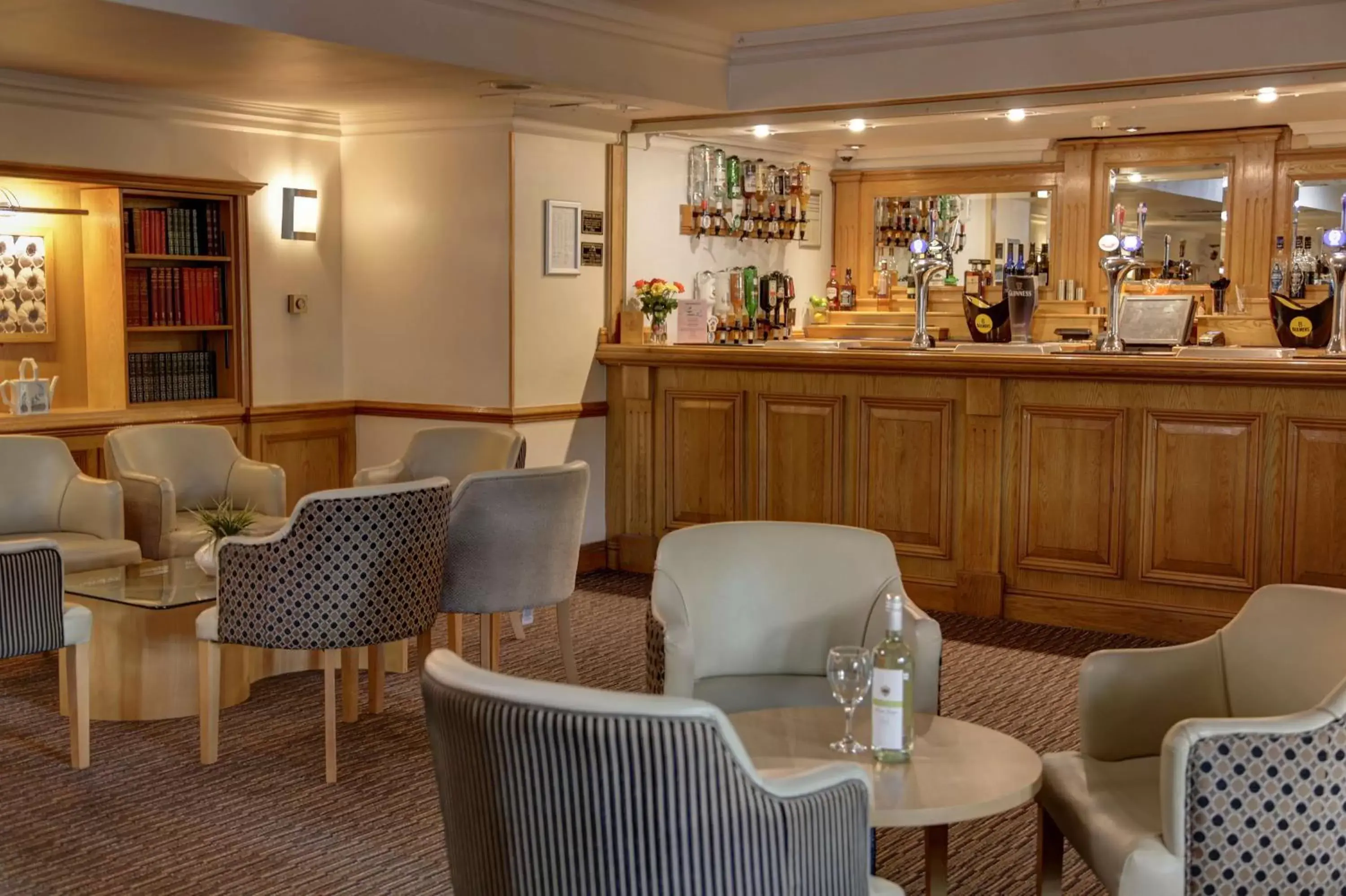 Restaurant/places to eat, Lounge/Bar in Best Western Bradford Guide Post Hotel