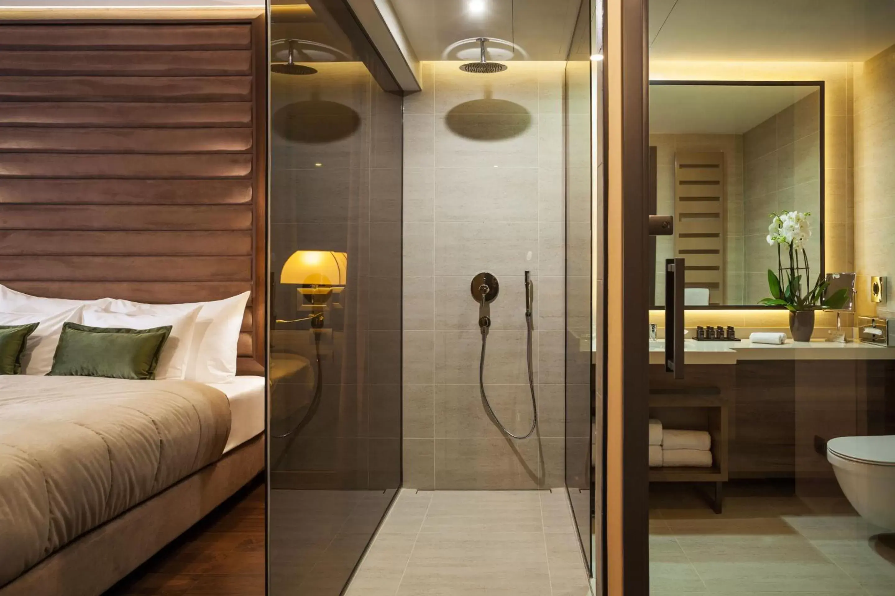 Bathroom in SAINT TEN Hotel, Small Luxury Hotels