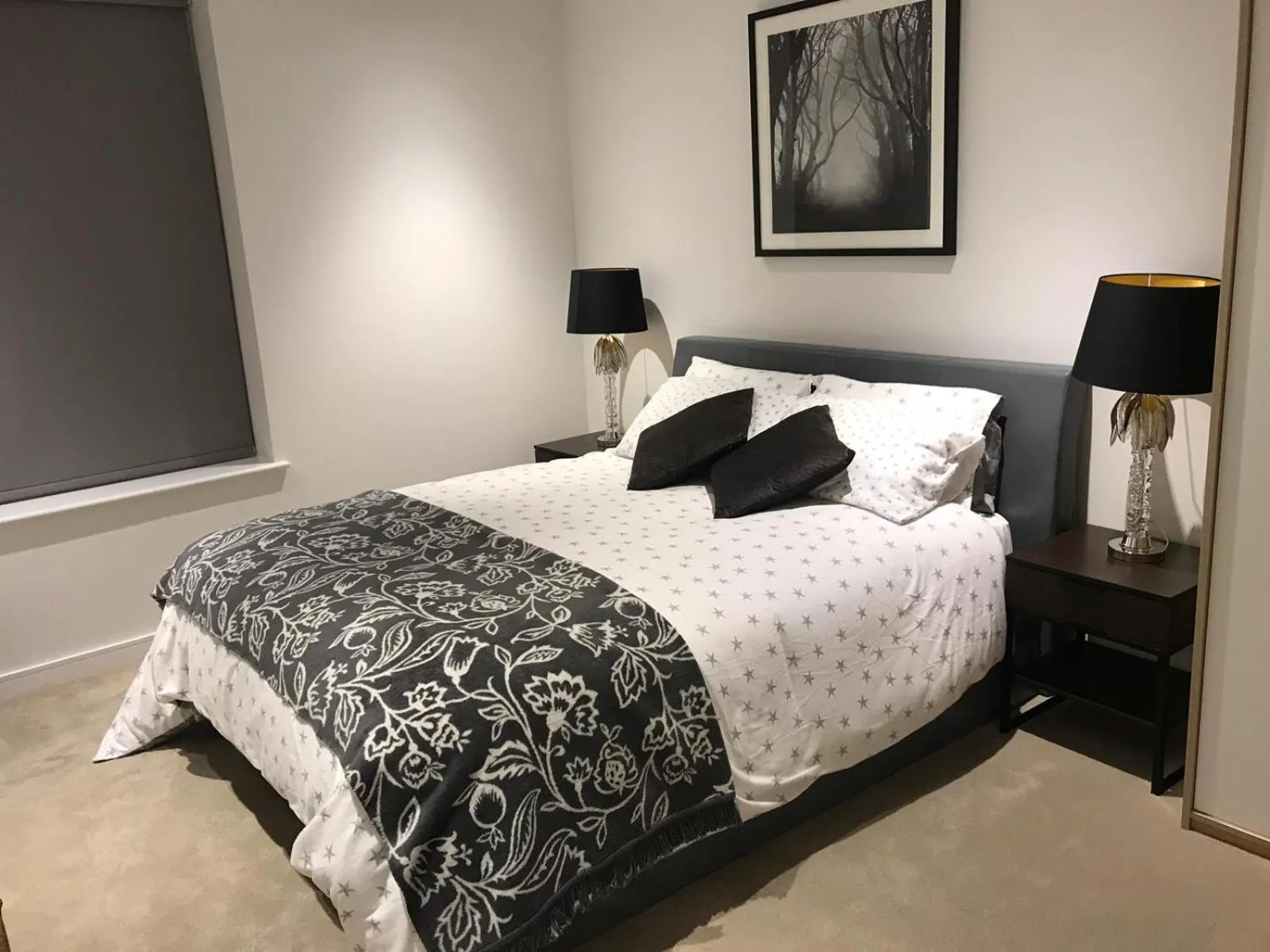 Other, Bed in Kew Bridge Apartments