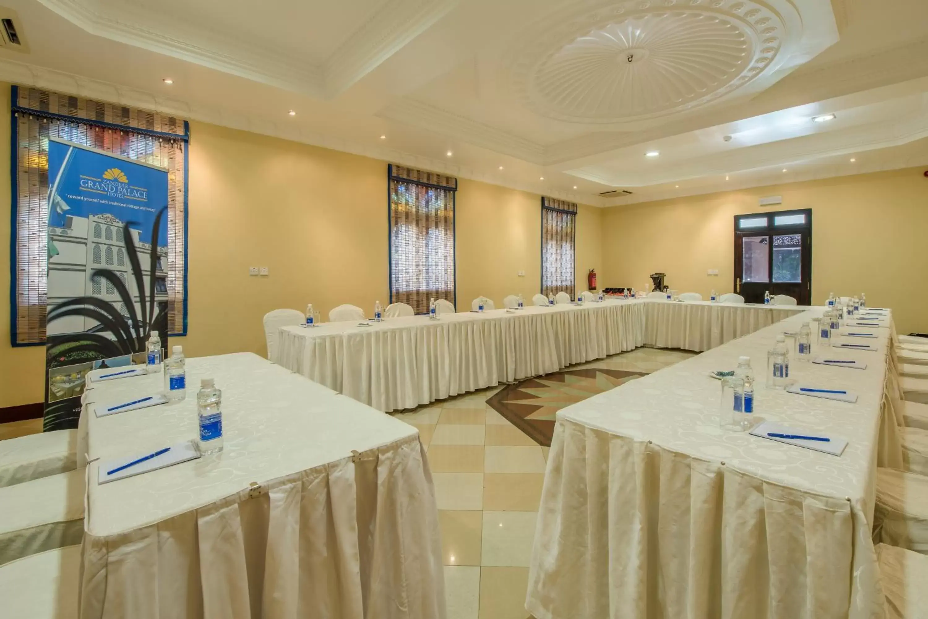 Business facilities in Golden Tulip Stone Town Boutique