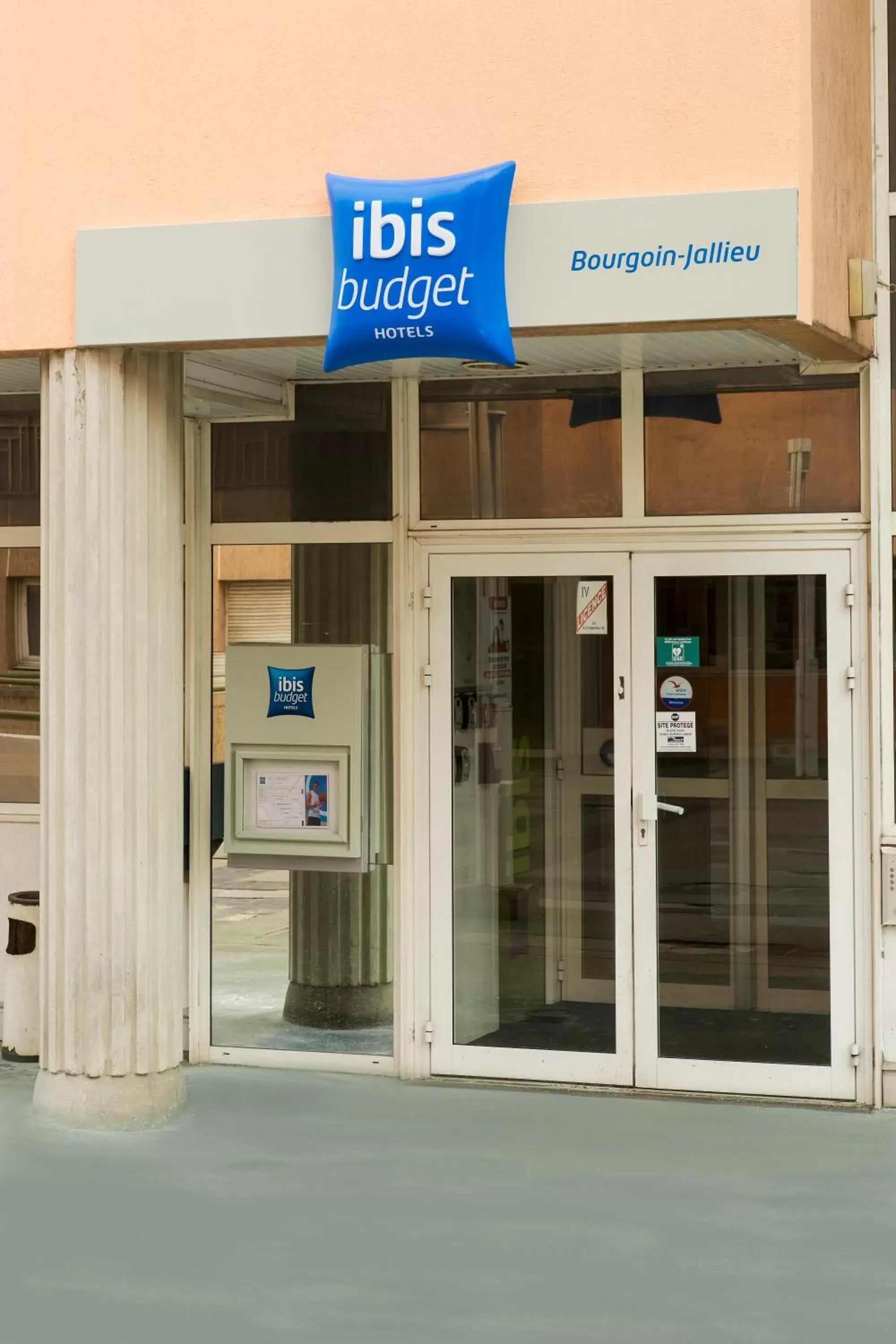 Property building in Ibis Budget Bourgoin Jallieu Centre