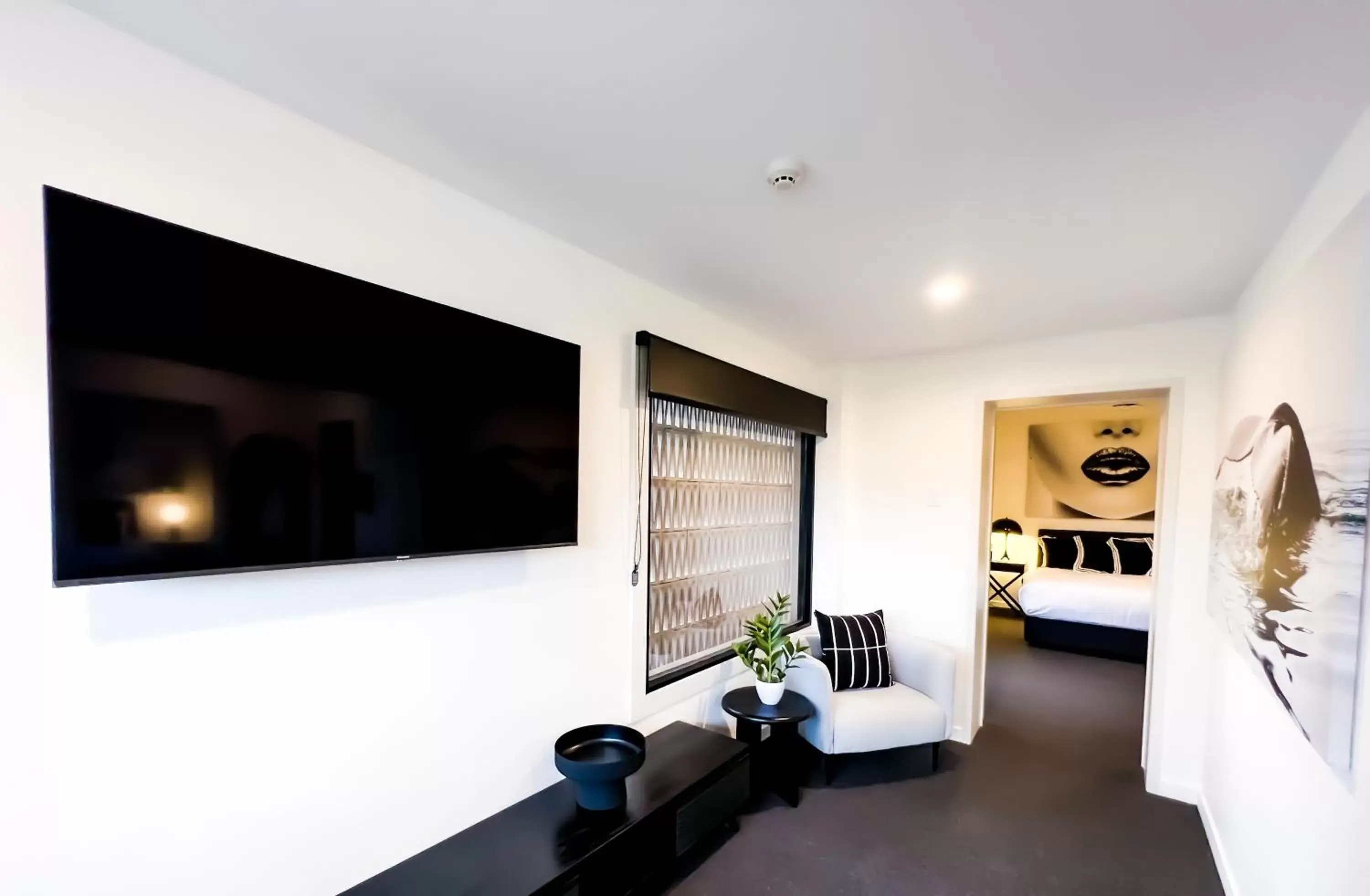 TV/Entertainment Center in Plantation Hotel Coffs Harbour