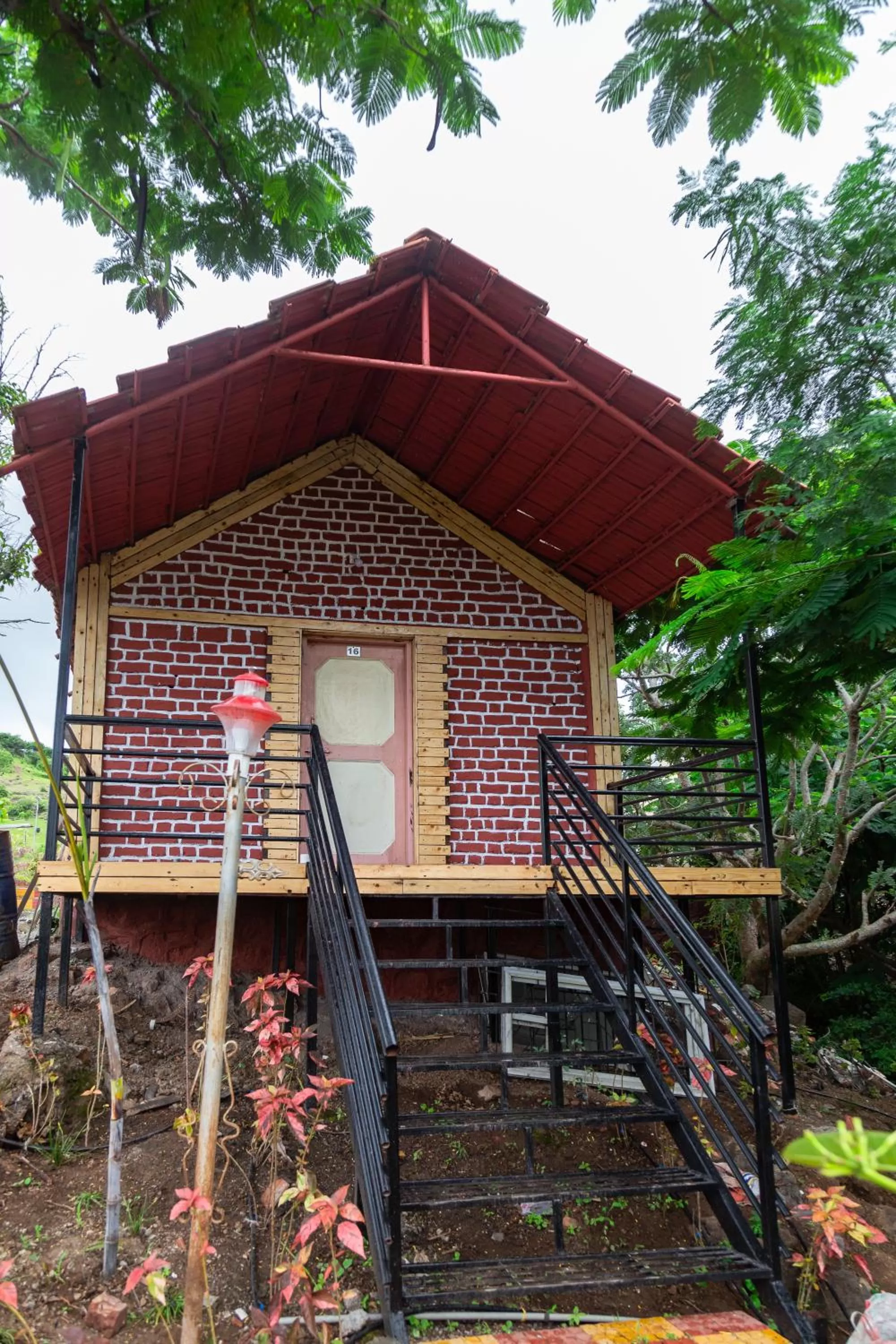 Garden in Vedi Farm A Mountain Resort