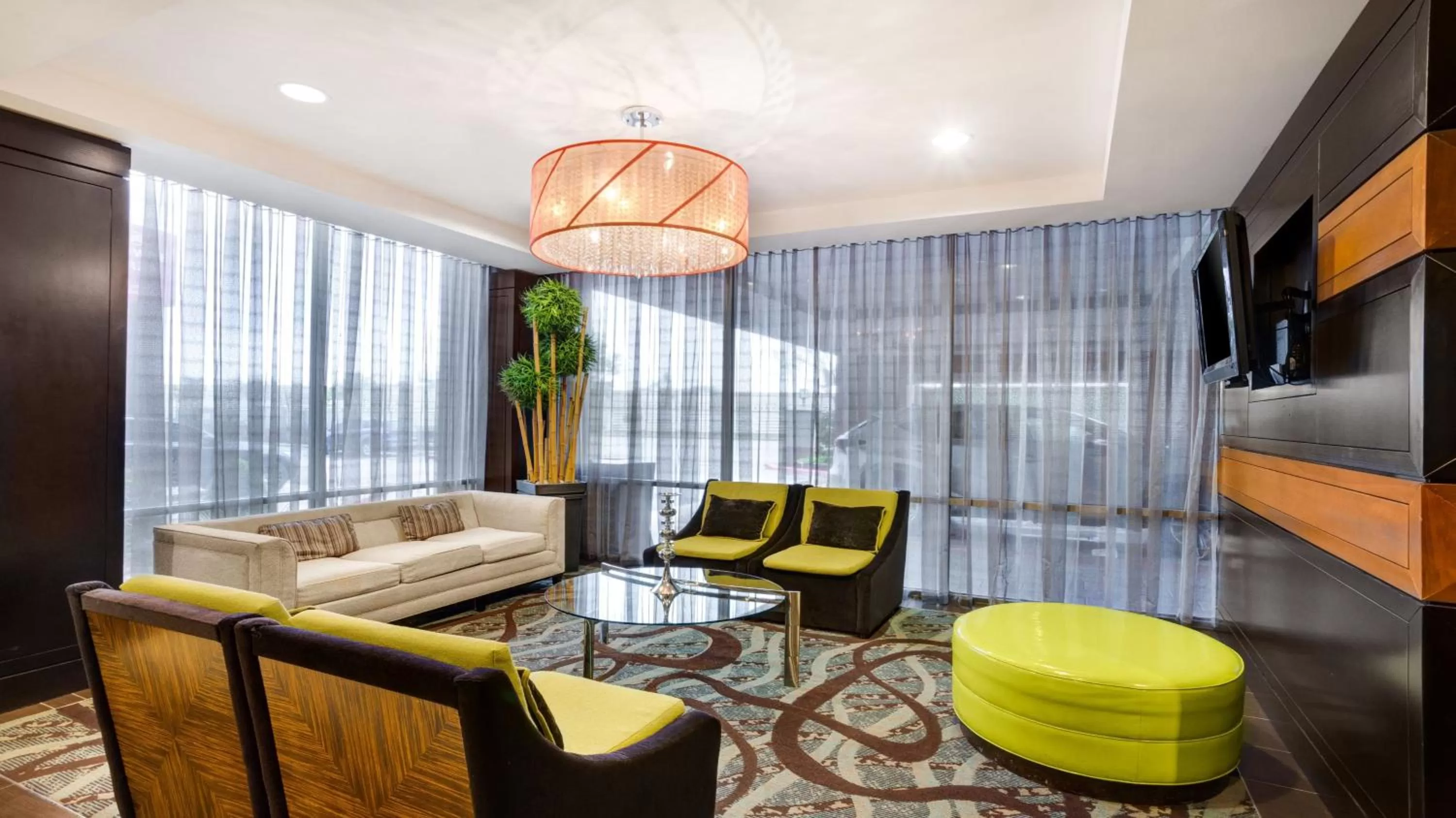 Property building in Crowne Plaza Houston Galleria Area by IHG