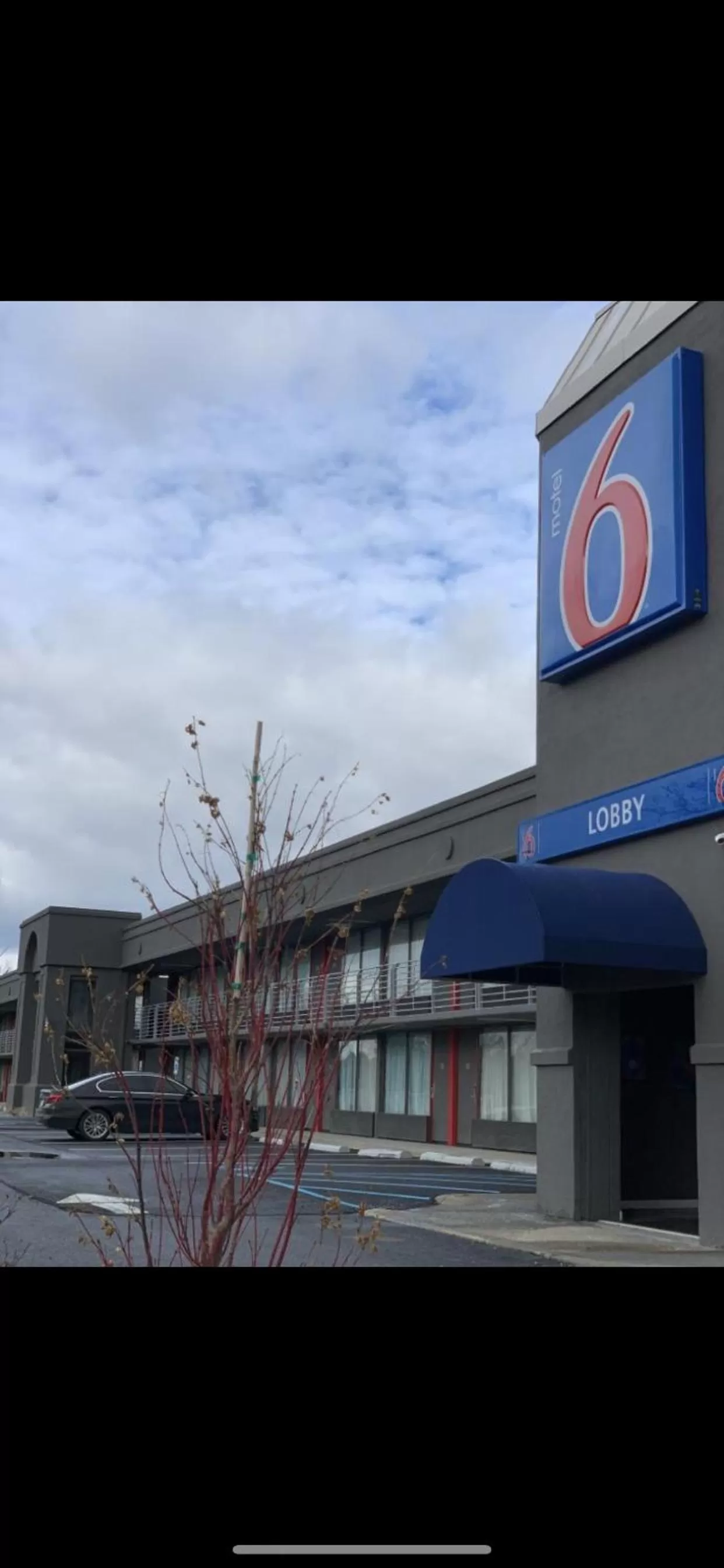 Property logo or sign in Motel 6 Louisville, Ky- Airport/ Fair Expo