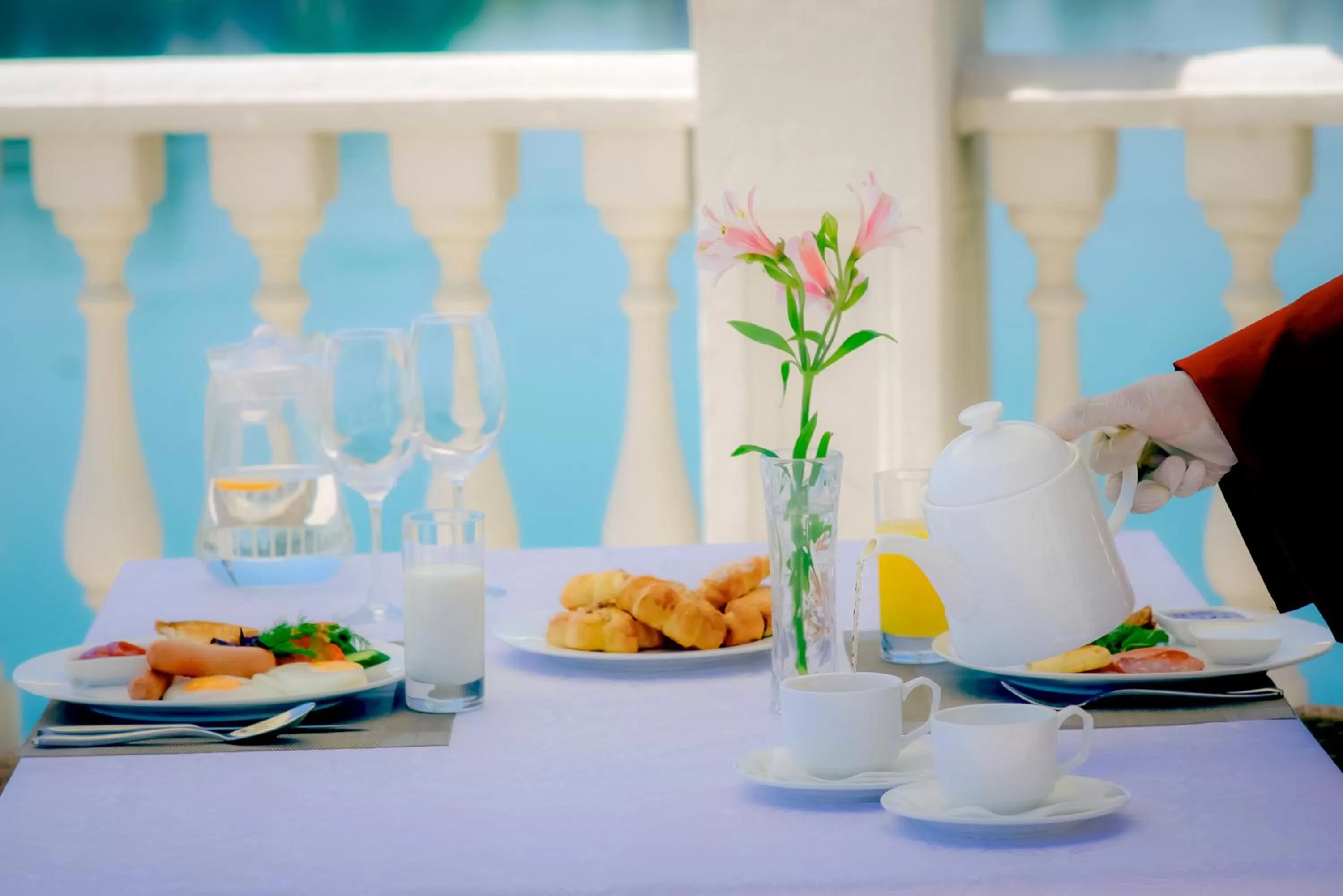 Breakfast in Parliament Palace Hotel