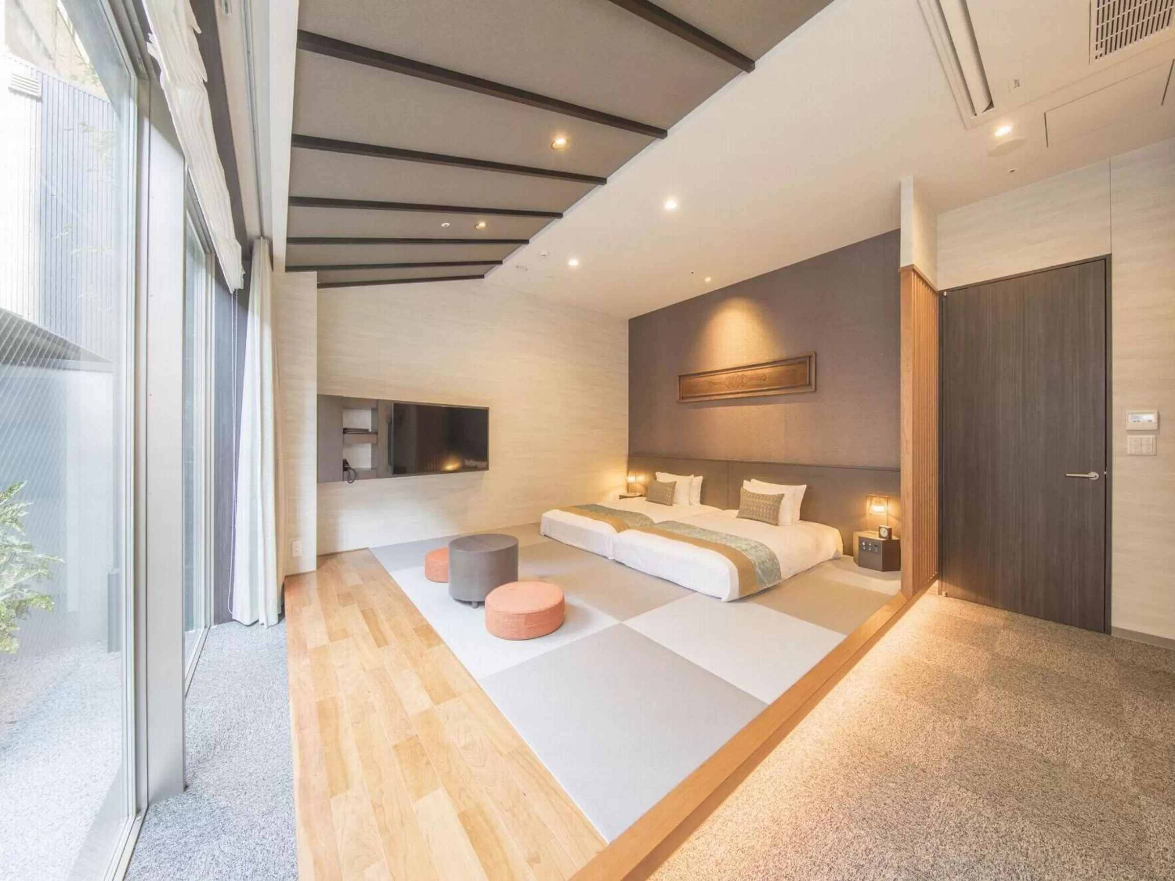 Photo of the whole room, Bed in Tokyu Stay Kyoto Sanjo-Karasuma