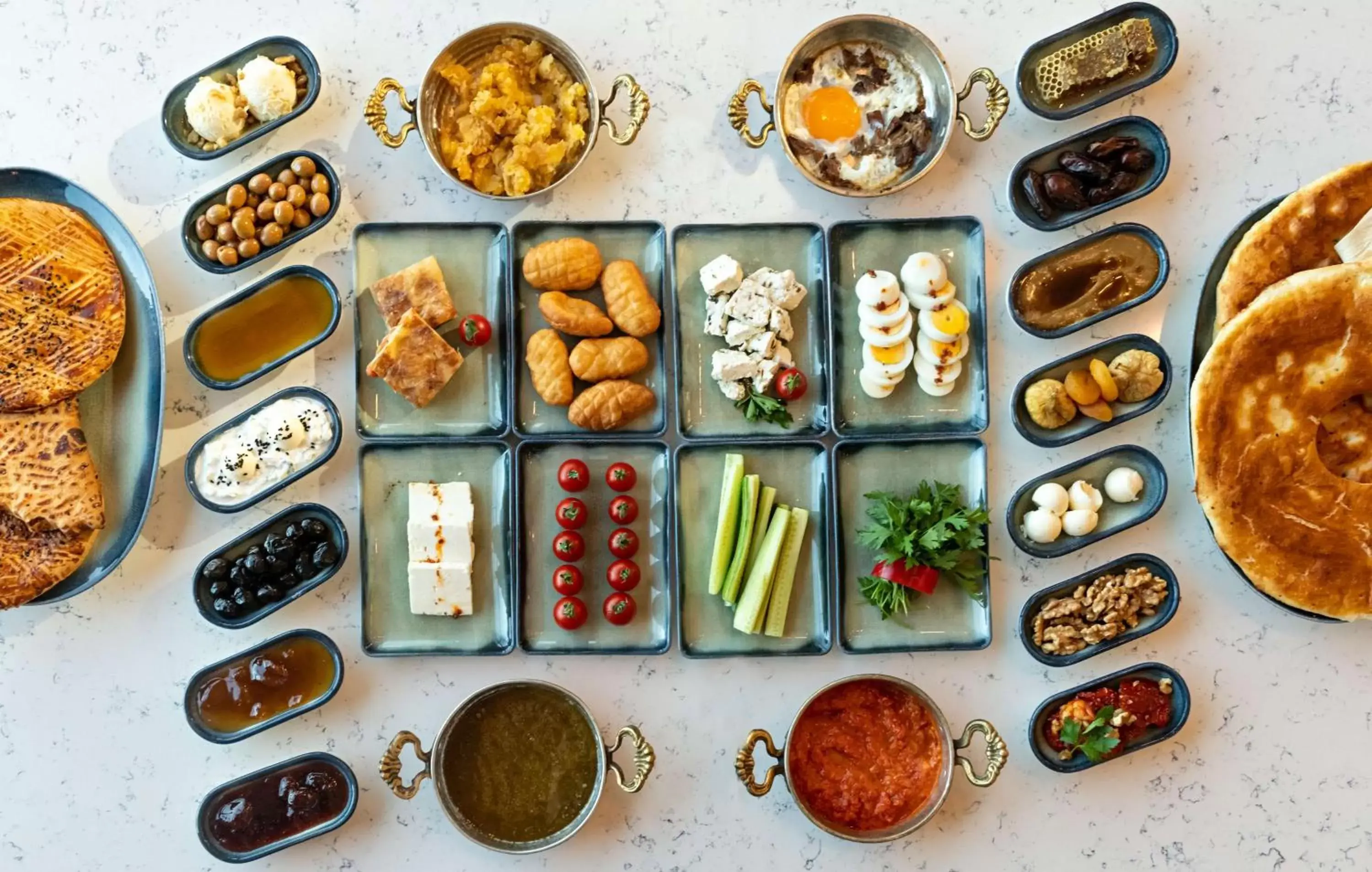 Restaurant/places to eat in Doubletree by Hilton Van Restaurant/places to eat in Doubletree by Hilton Van