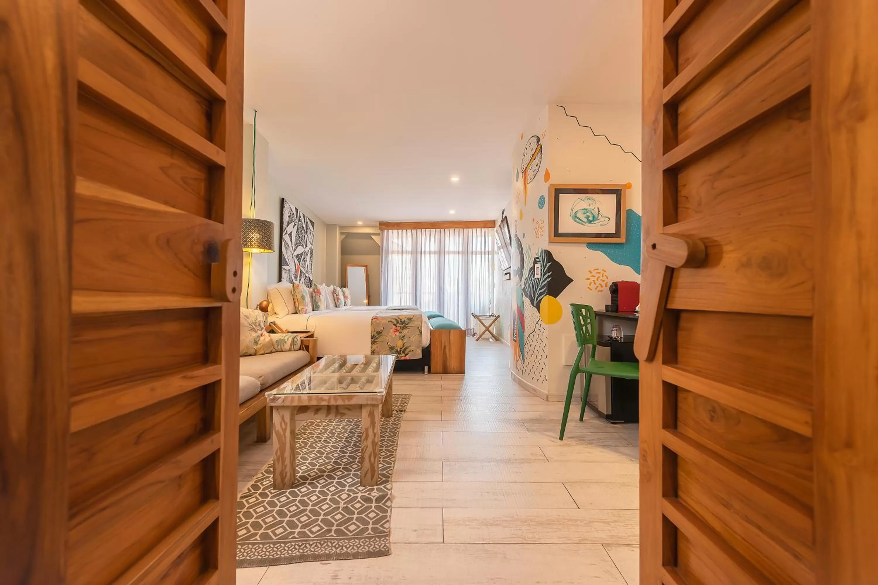 Photo of the whole room, Bed in Townhouse Boutique Hotel