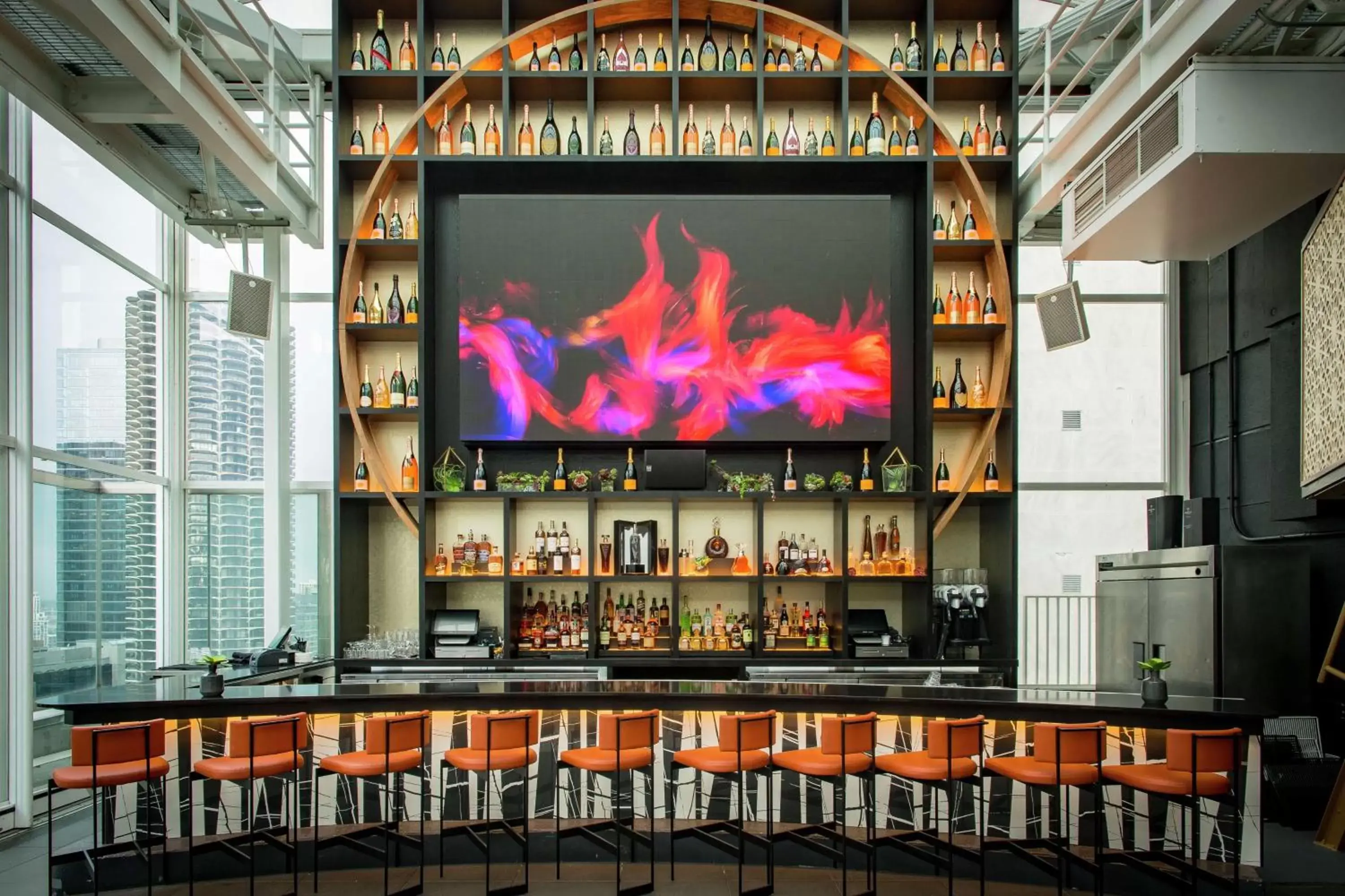 Lounge or bar in theWit Chicago, a Hilton Hotel