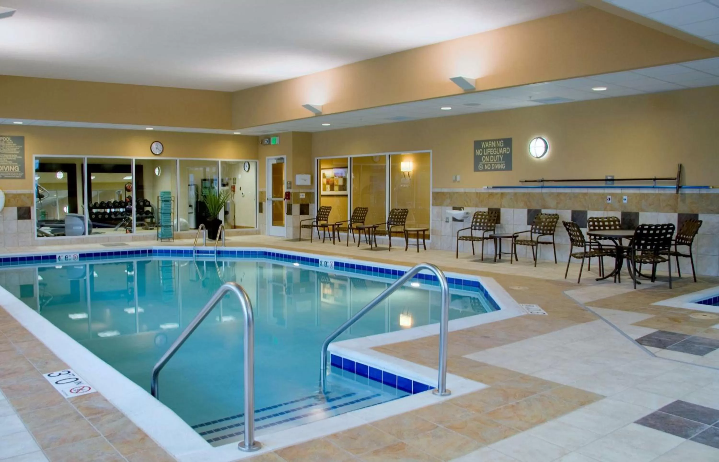 Swimming pool in Homewood Suites by Hilton Madison West
