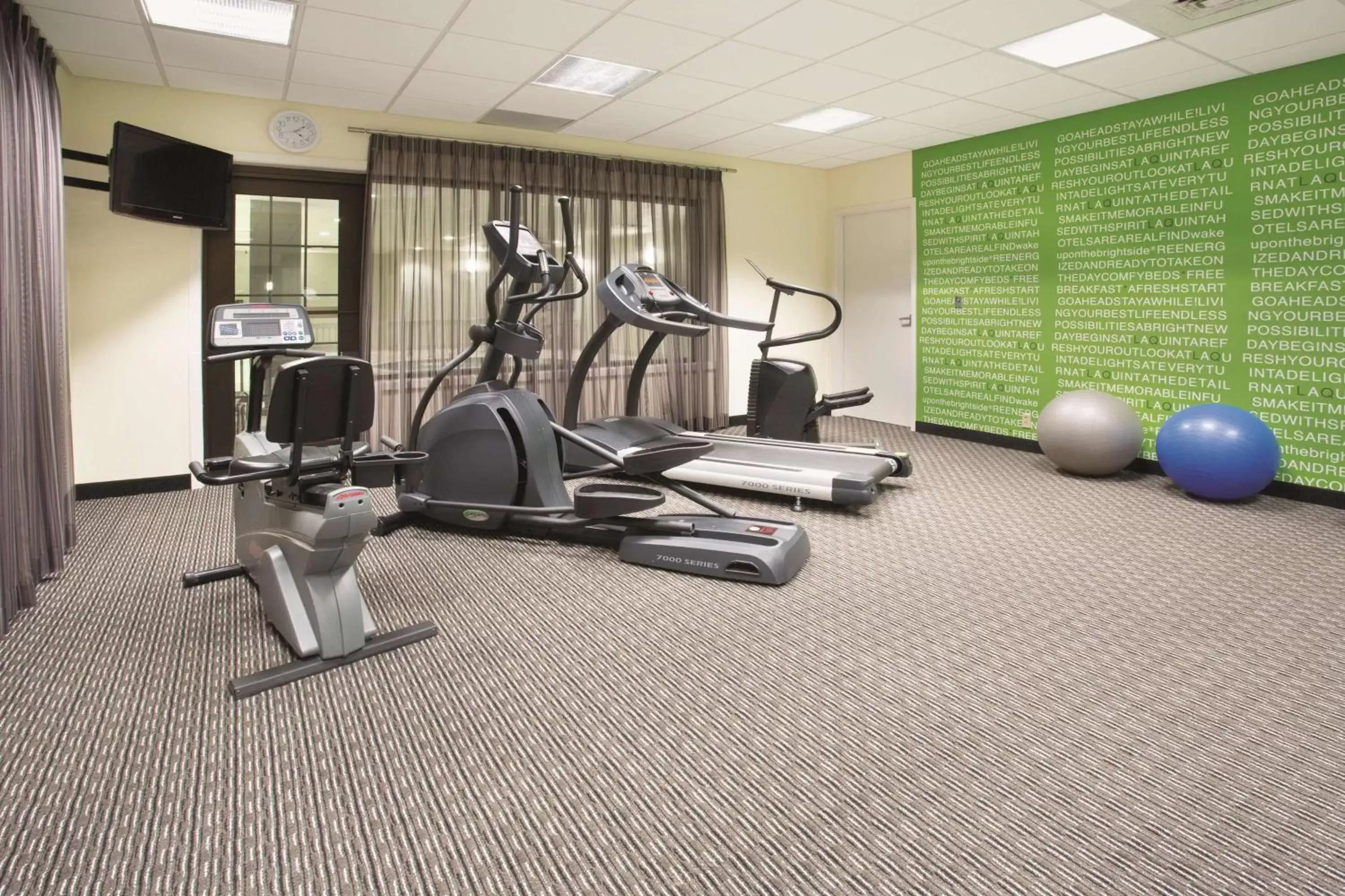Fitness centre/facilities, Fitness Center/Facilities in La Quinta by Wyndham Denver Englewood Tech Ctr