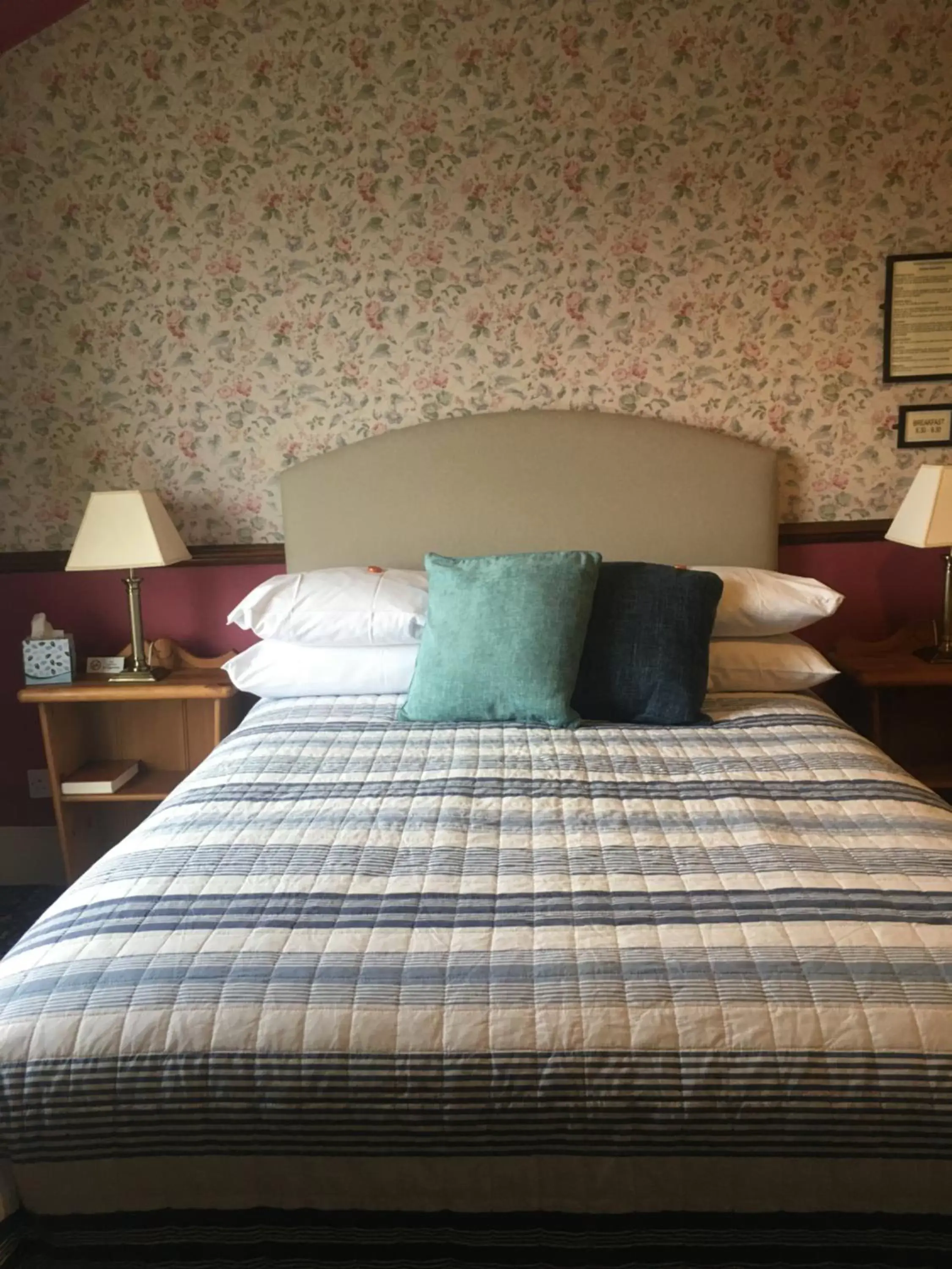 Bed in Regency House