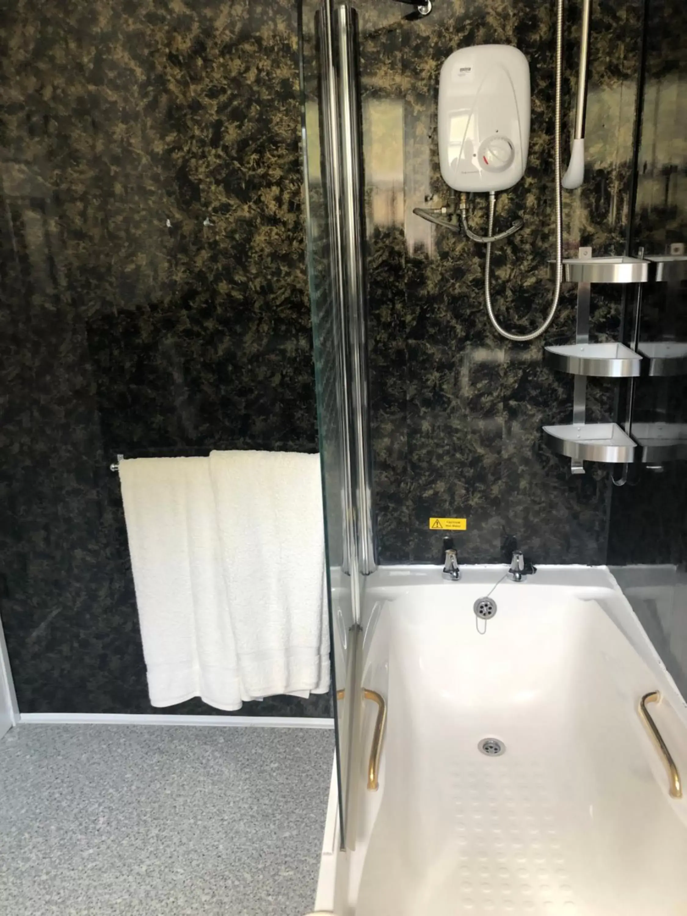 Bathroom in Bron Menai Guest House