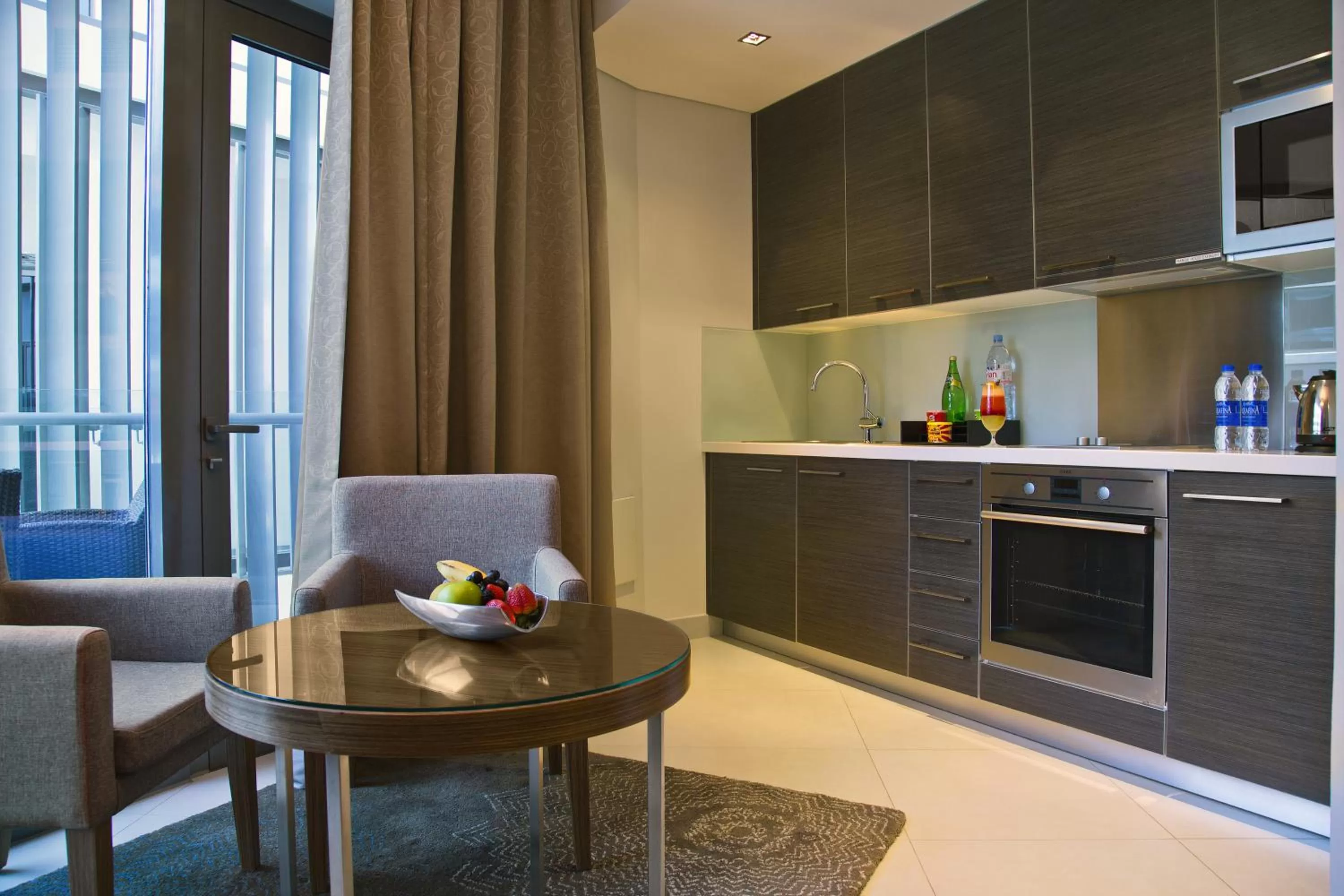 Kitchen or kitchenette in Majestic Arjaan by Rotana – Manama