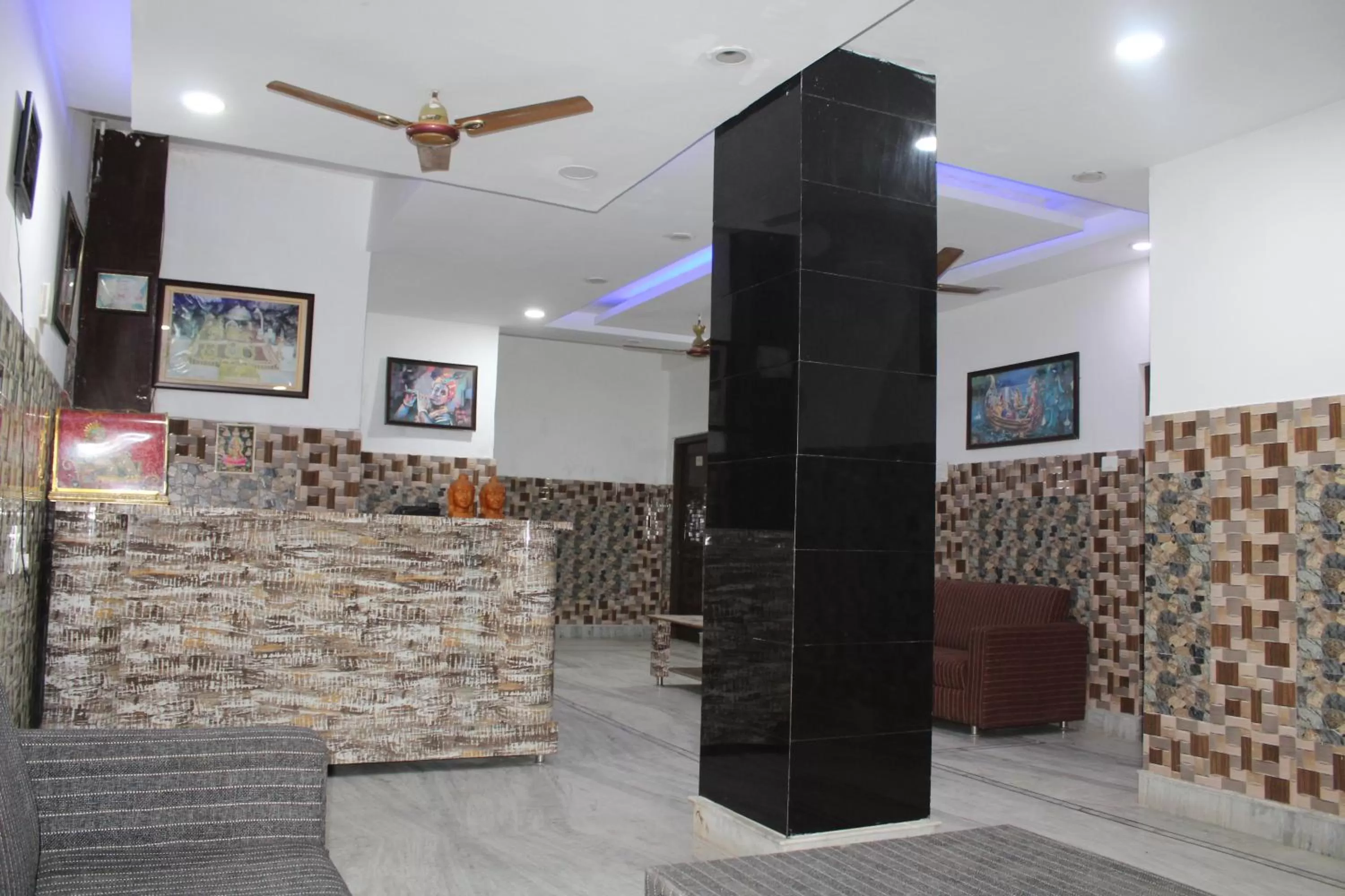 Lobby or reception, Lobby/Reception in Trimrooms @ Katra Railway Station