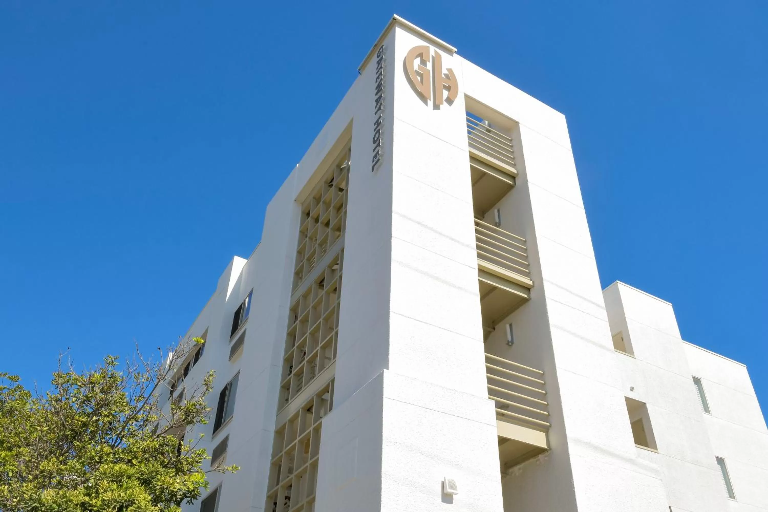 Property building in Gateway Hotel Santa Monica
