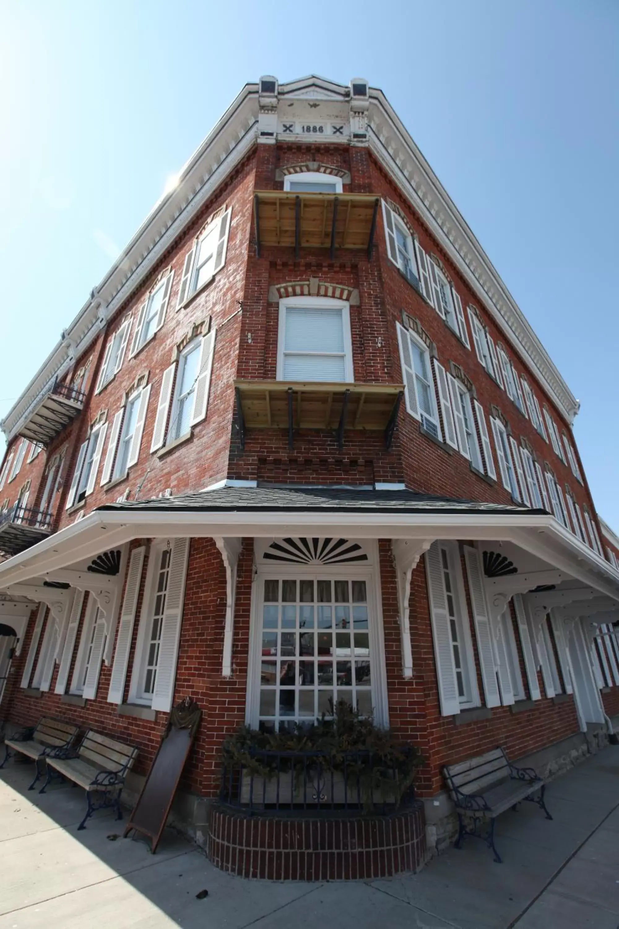 Facade/entrance, Property Building in The Island House Hotel