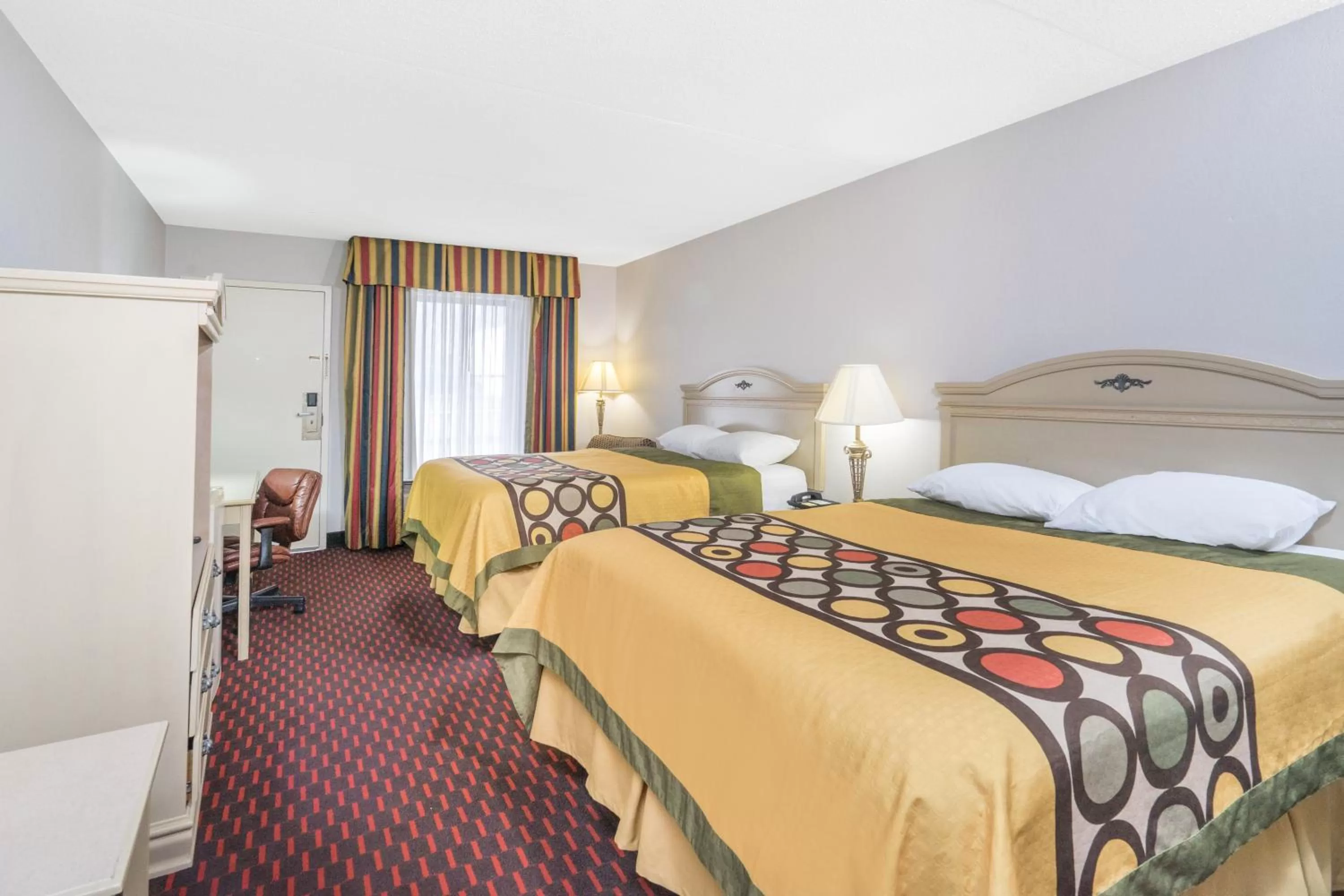 Bedroom, Bed in Motel 6-London, KY