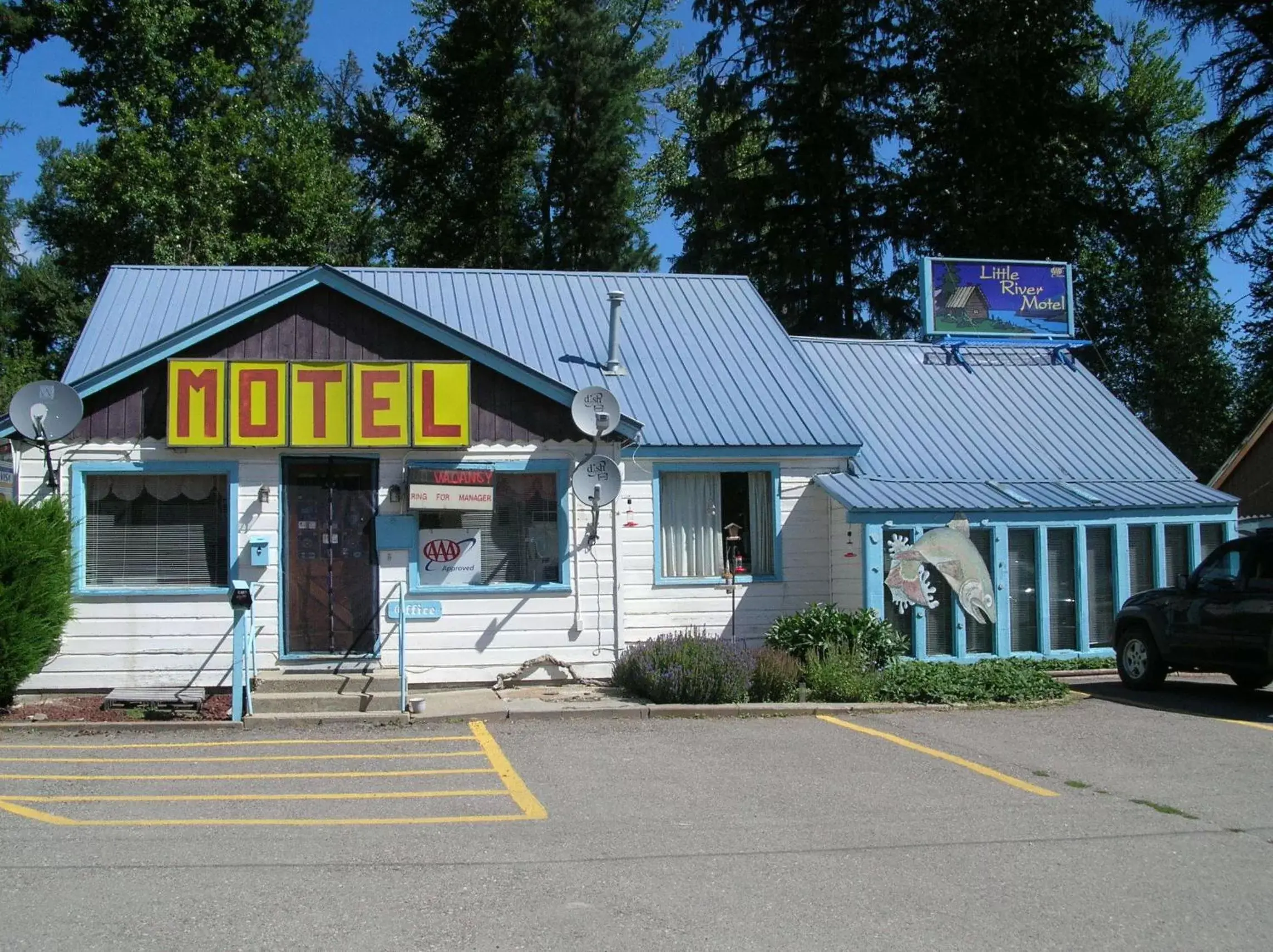 Facade/entrance, Property Building in Little River Motel Saint Regis