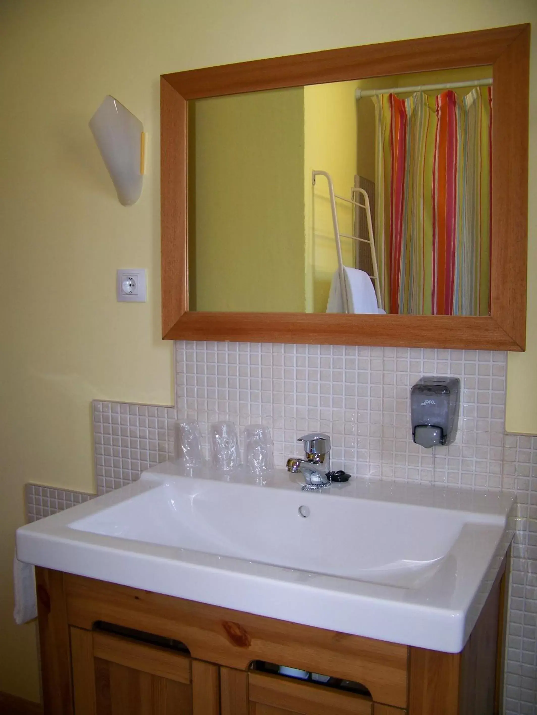 Decorative detail, Bathroom in Hotel Prats