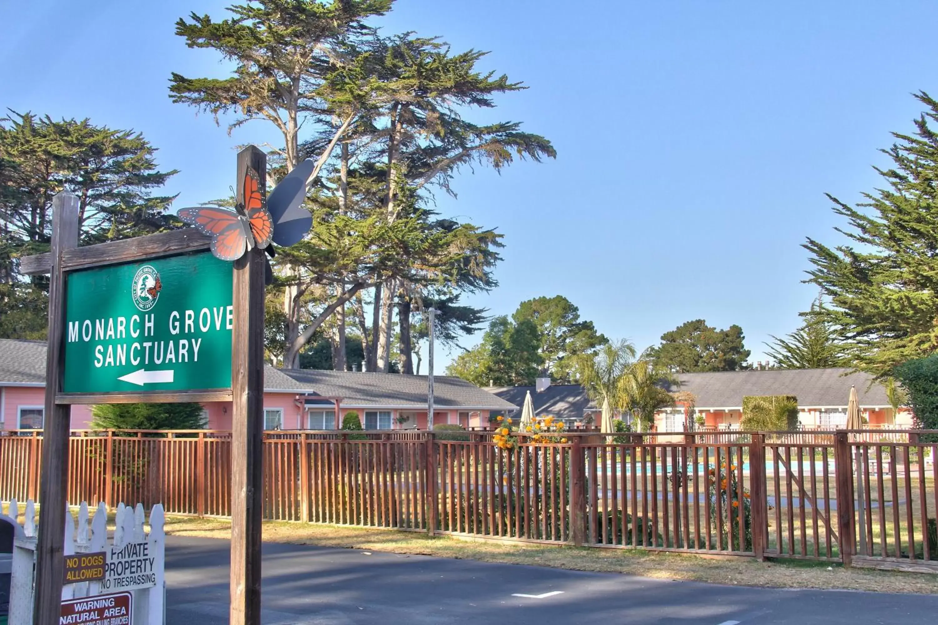 Nearby landmark, Property Building in Butterfly Grove Inn