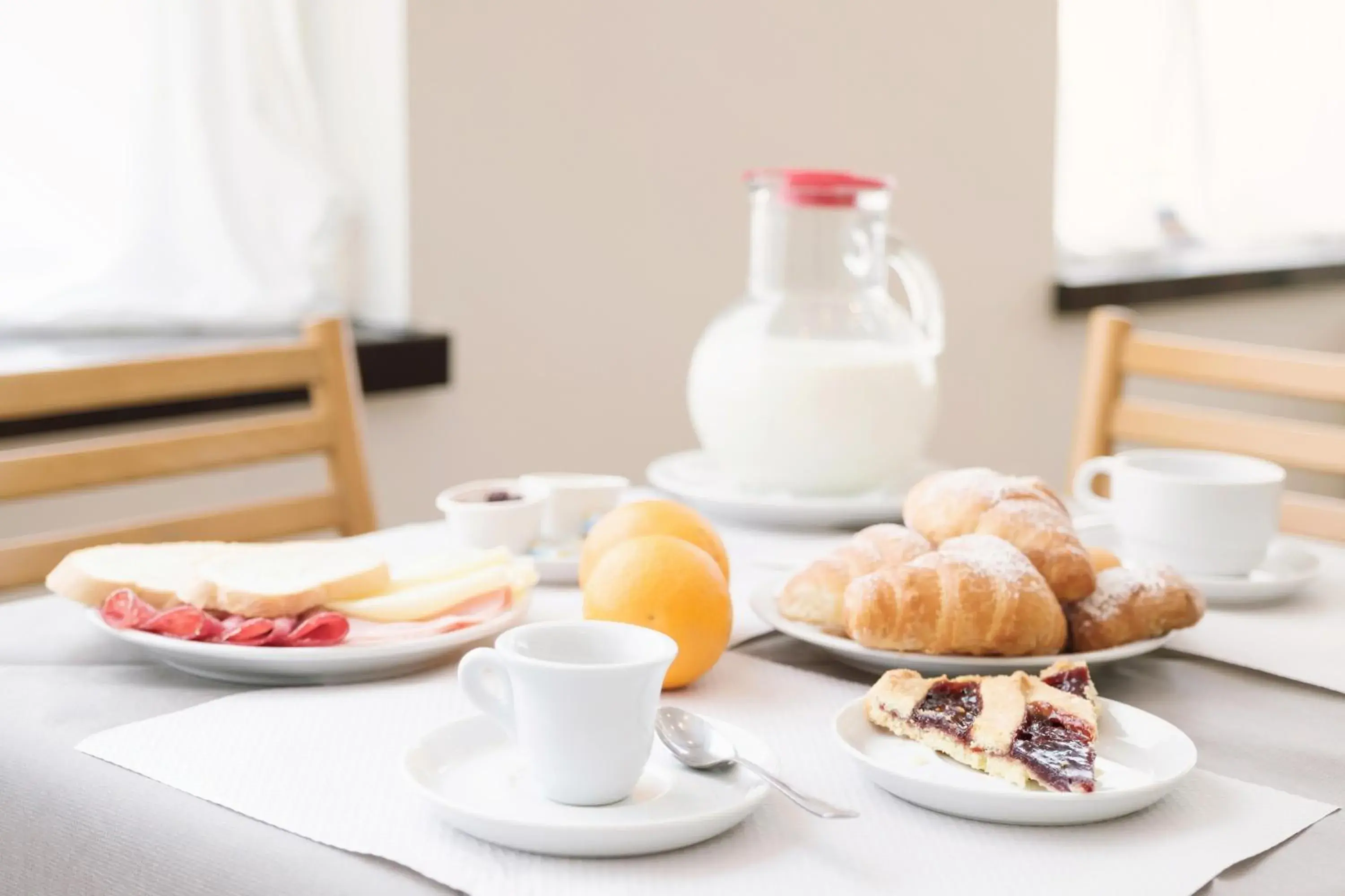 Breakfast in Hotel Junior