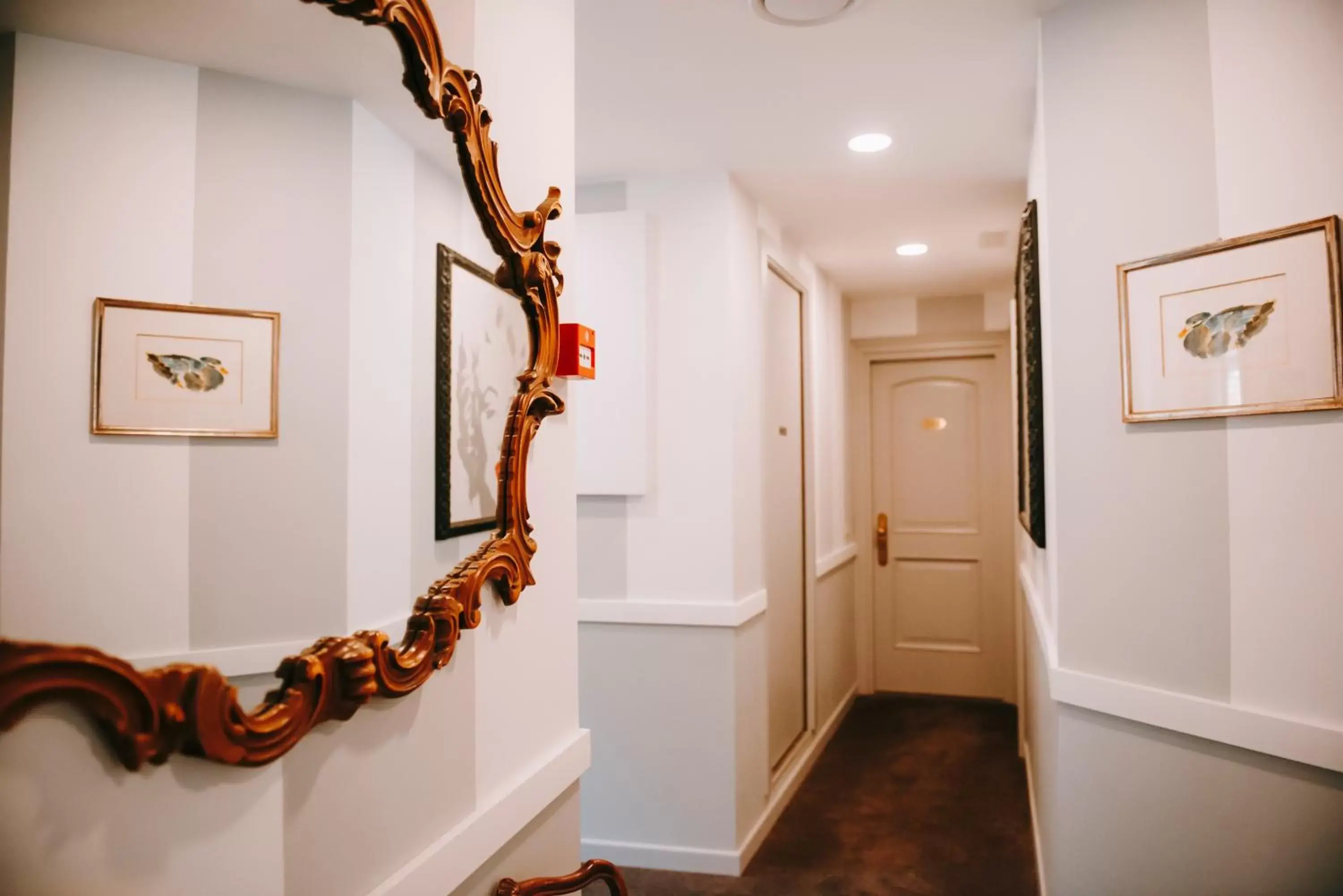 Facade/entrance, Bathroom in Hotel Ristorante La Quartina