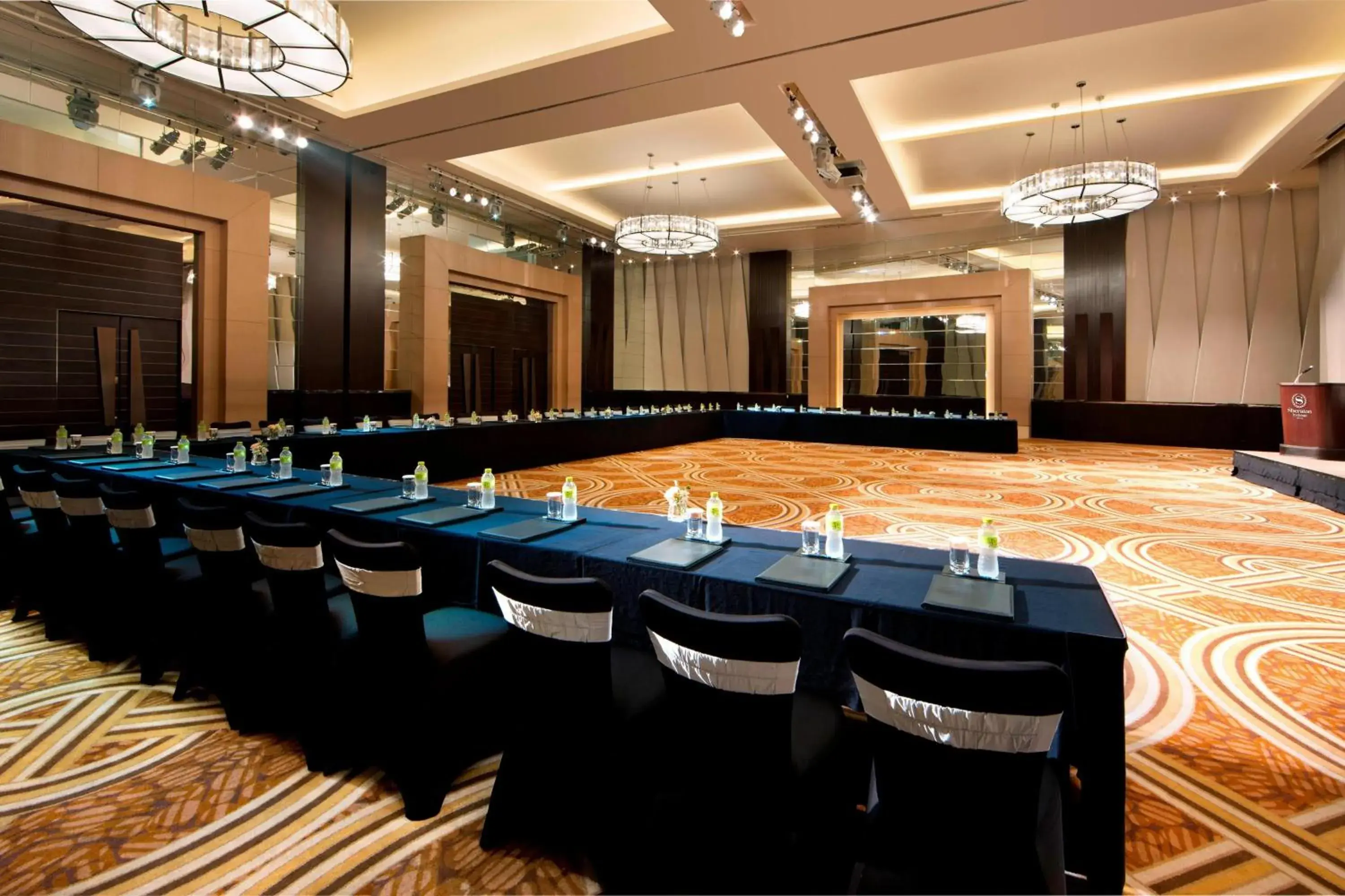 Meeting/conference room in Sheraton Grand Incheon Hotel