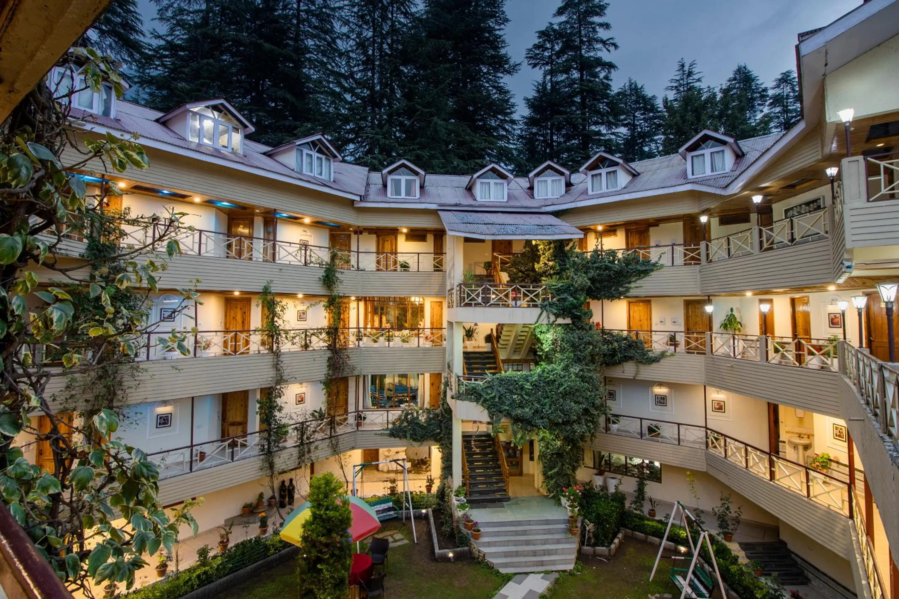 Snow Valley Resorts & Spa Manali