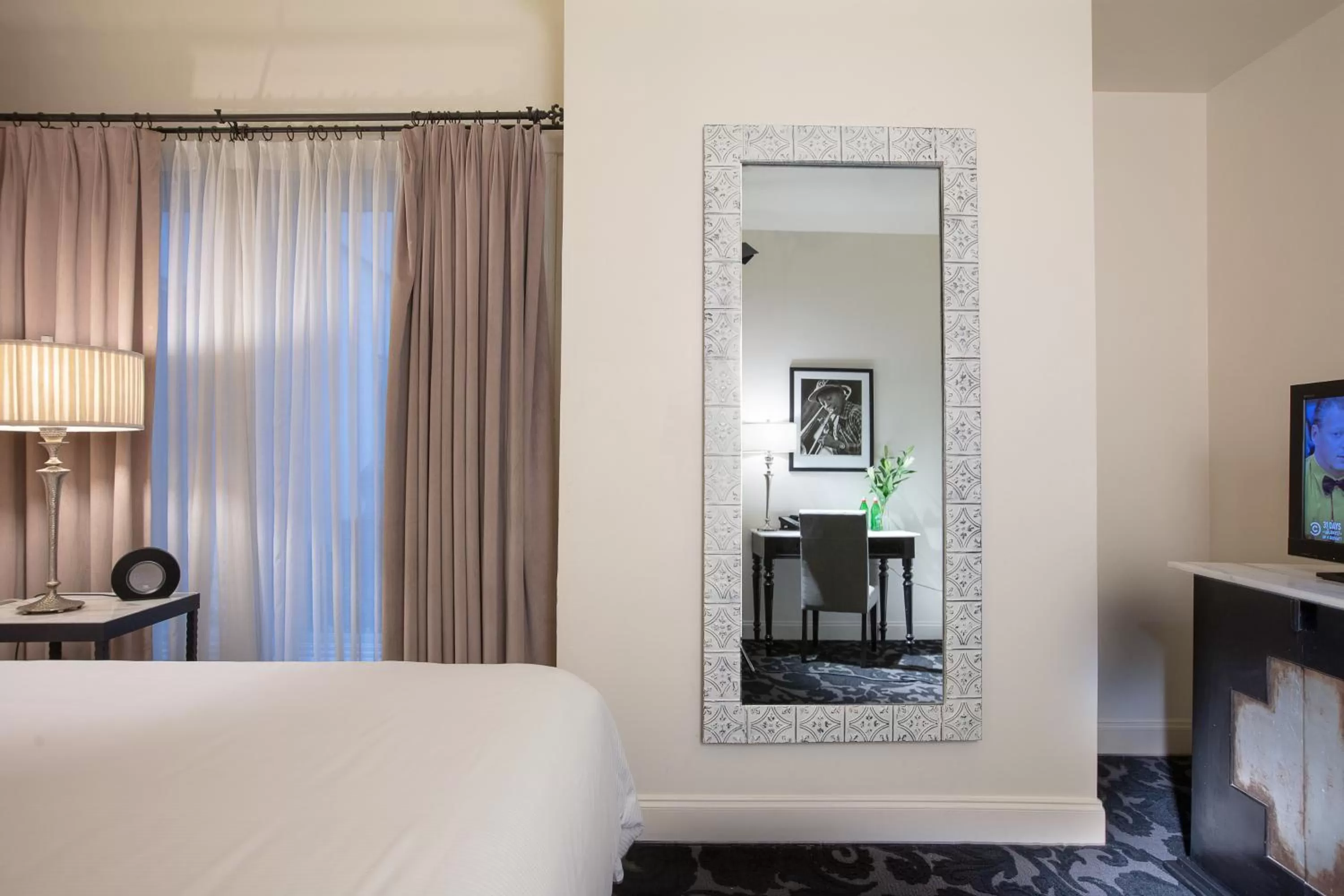 Bed in International House Hotel