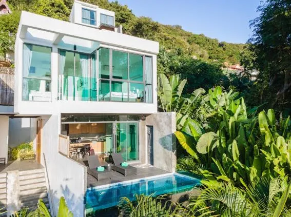 Property building in Baan Saint-Tropez Seaview Villas Kata Beach