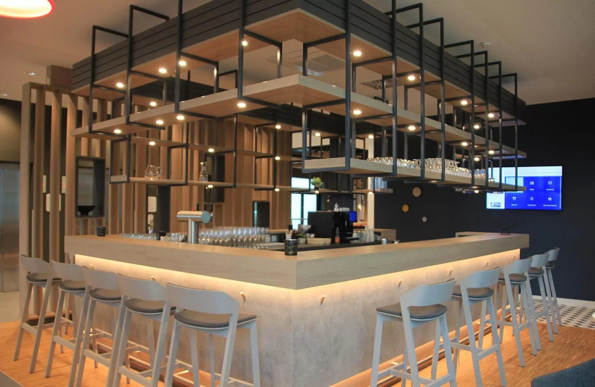 Lounge or bar in Holiday Inn Express & Suites - Basel - Allschwil by IHG