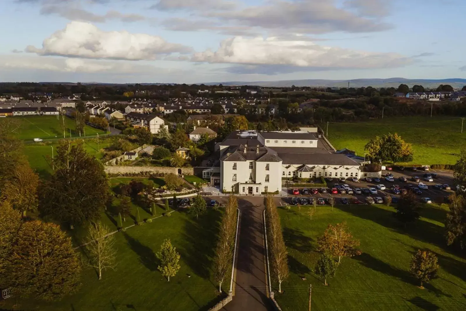Property building, Bird's-eye View in County Arms Hotel Birr