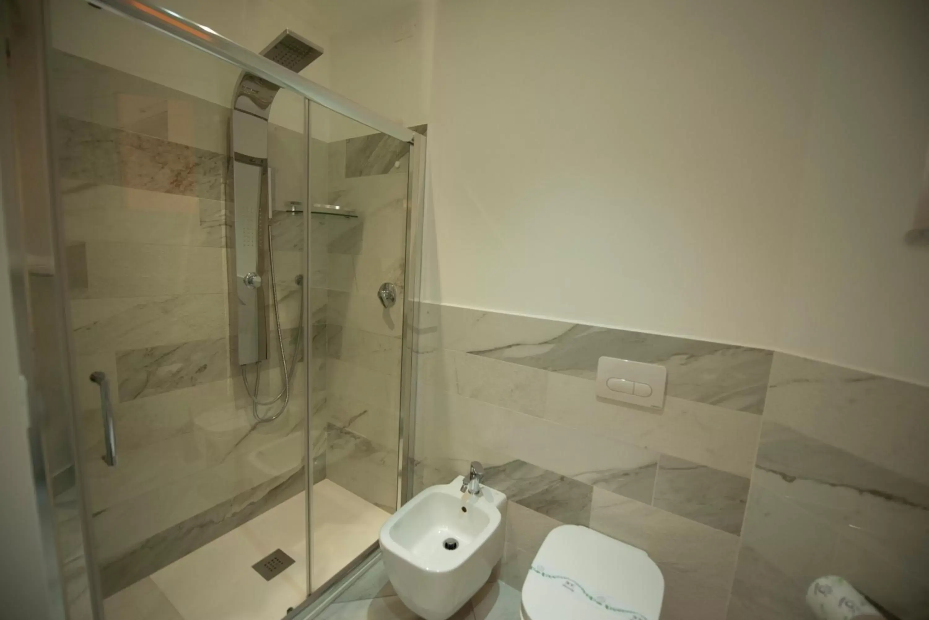 Bathroom in Aether Suites Tropea - Free Parking