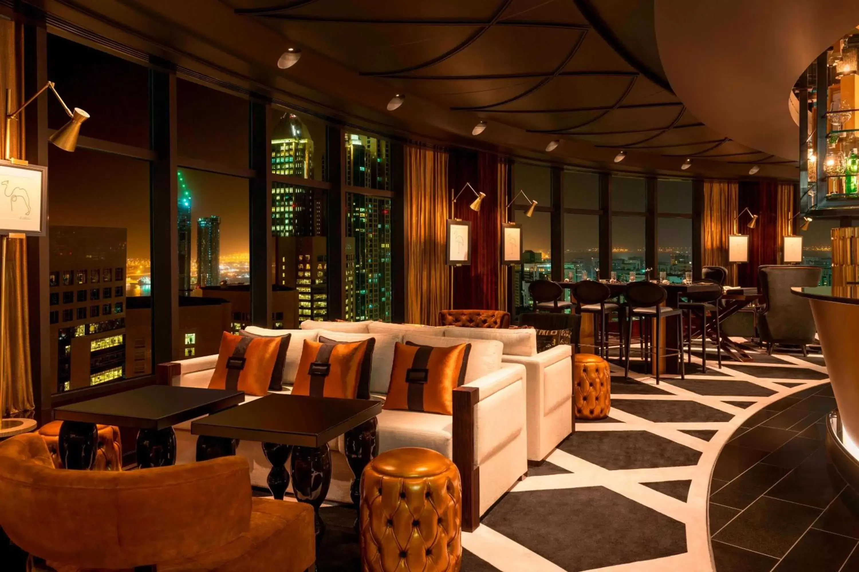 Lounge or bar, Restaurant/Places to Eat in Le Royal Meridien Abu Dhabi