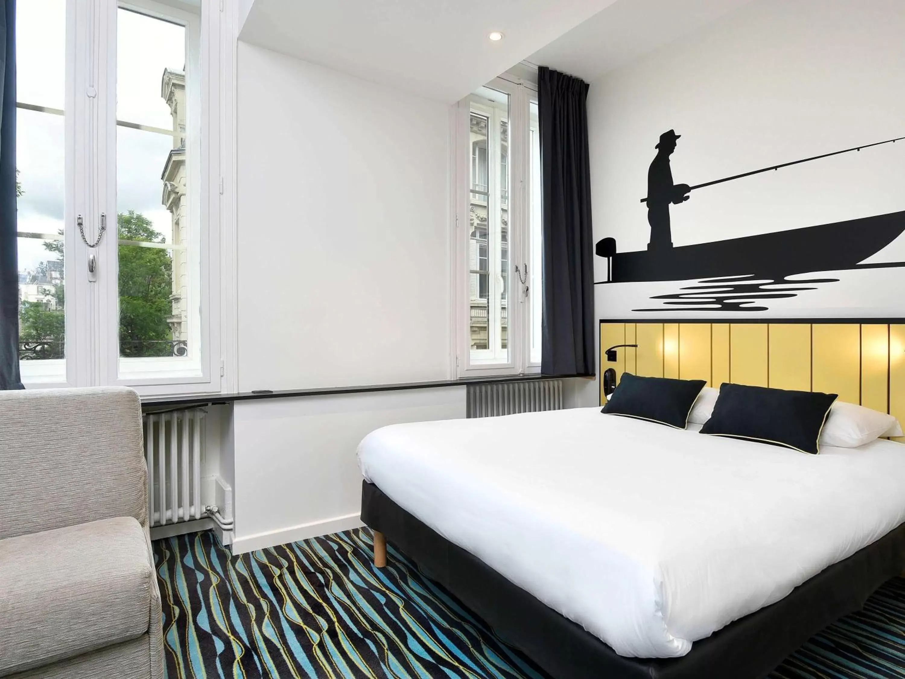 Bedroom, Bed in ibis Styles Macon Centre