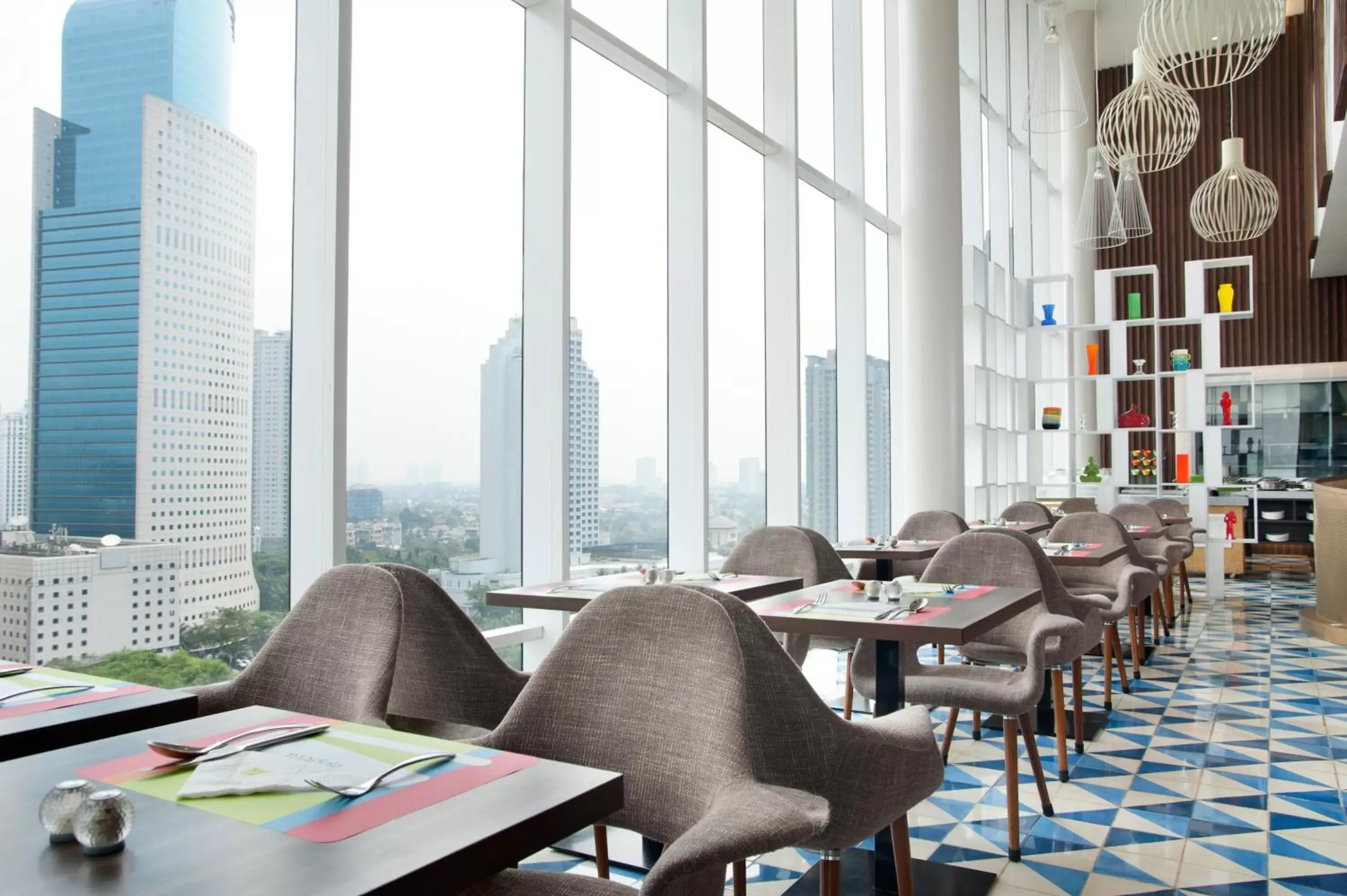 Restaurant/places to eat in All Seasons Jakarta Thamrin