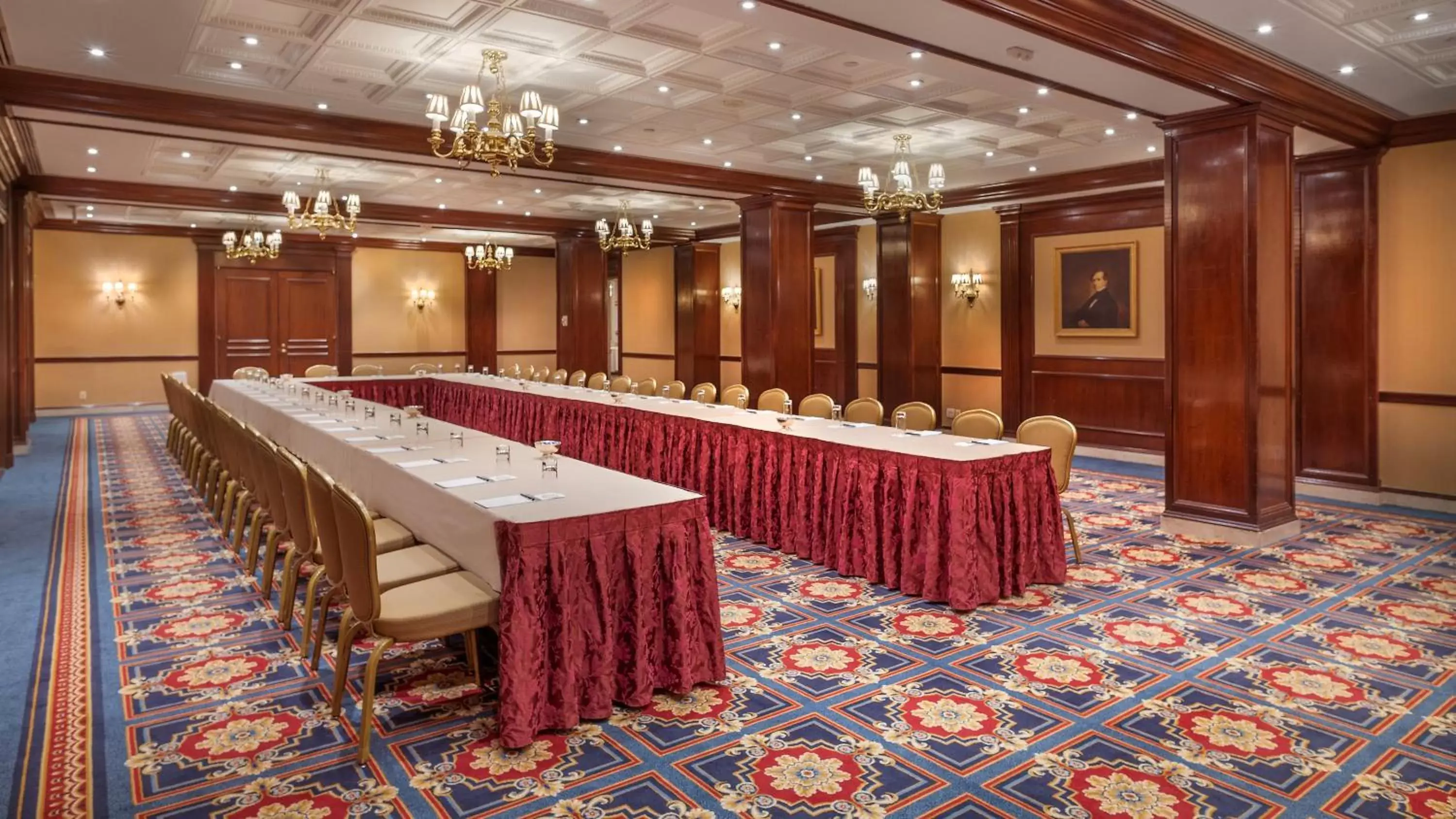 Meeting/conference room in Willard InterContinental Washington, an IHG Hotel