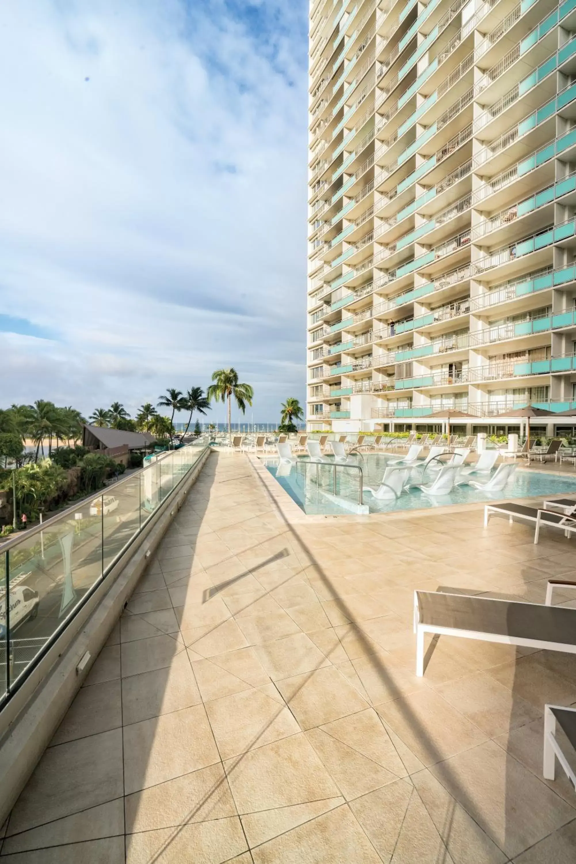 Swimming pool in Waikiki Marina Resort at the Ilikai