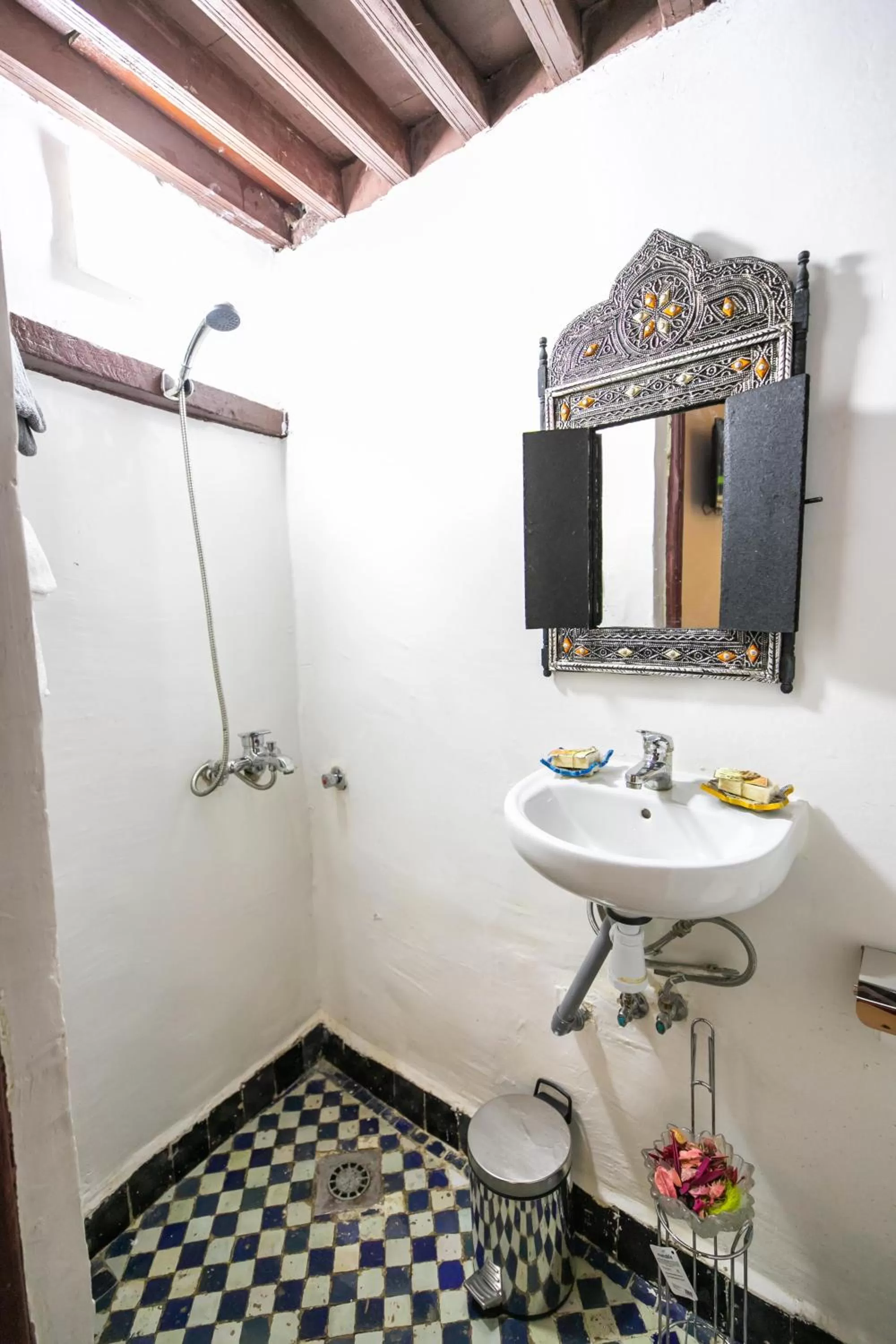 Twin Room in RIAD CHAHD PALACE