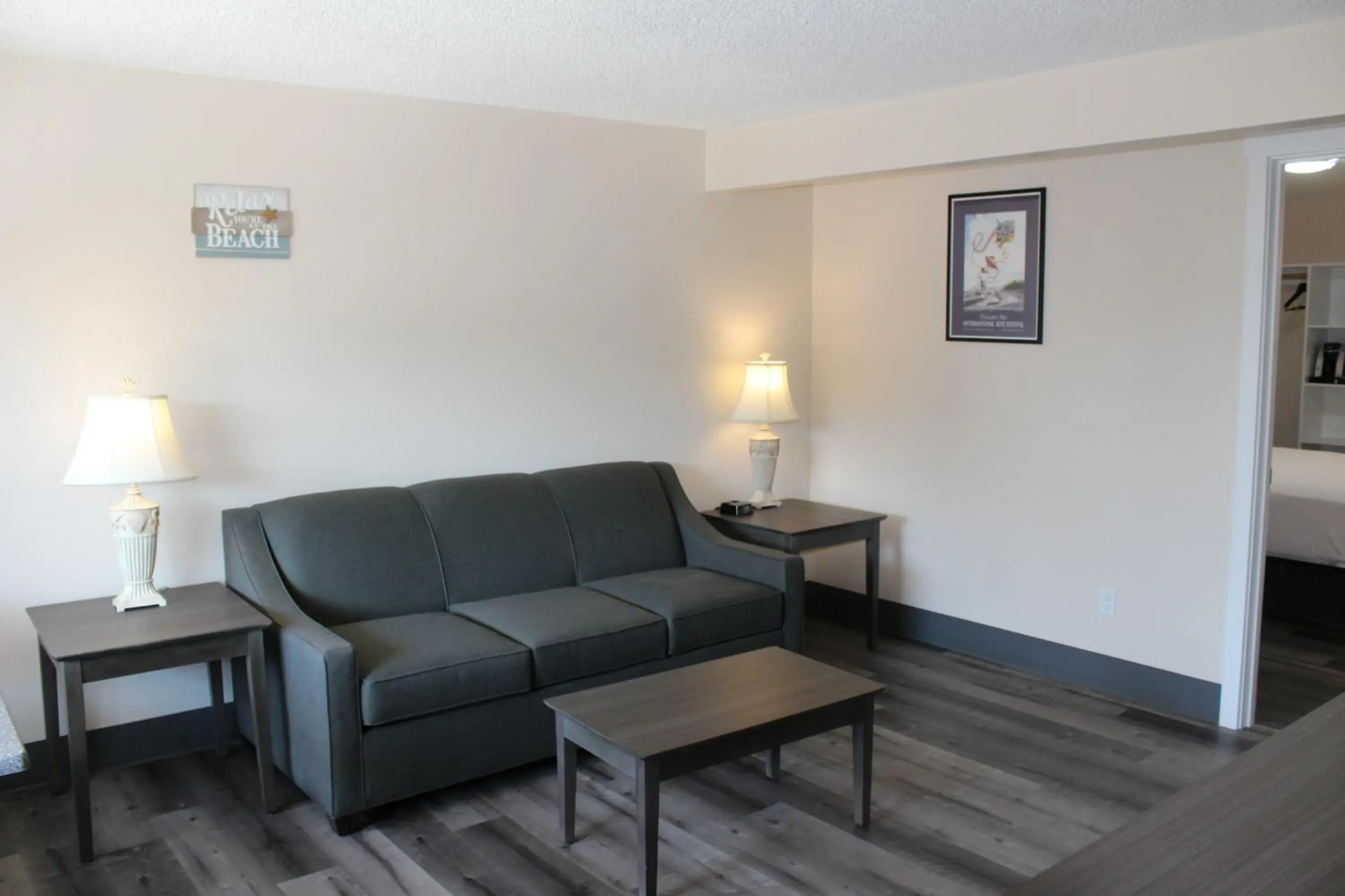 Living room, Seating Area in Inn at the Sea