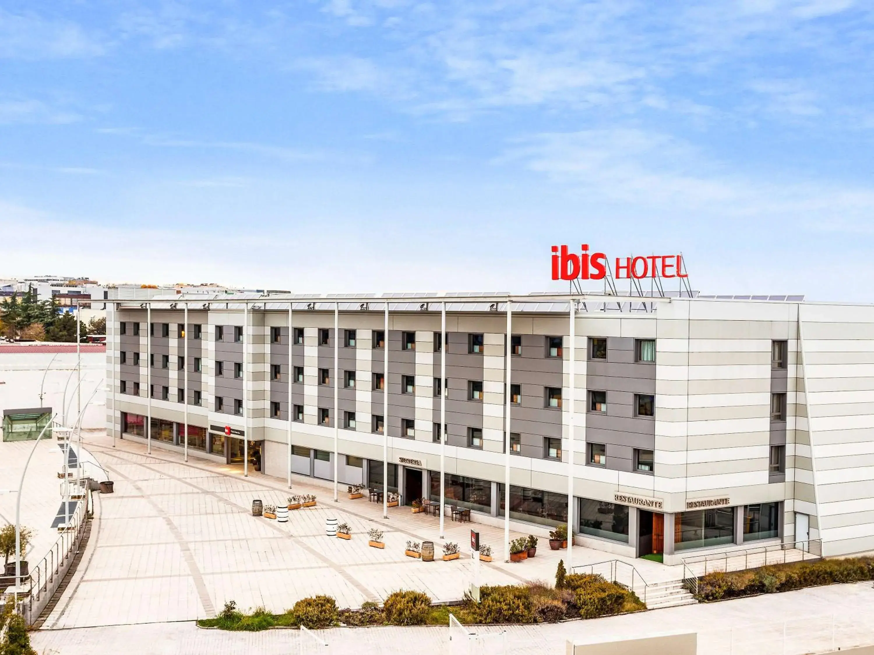 Property building in Ibis Madrid Alcobendas