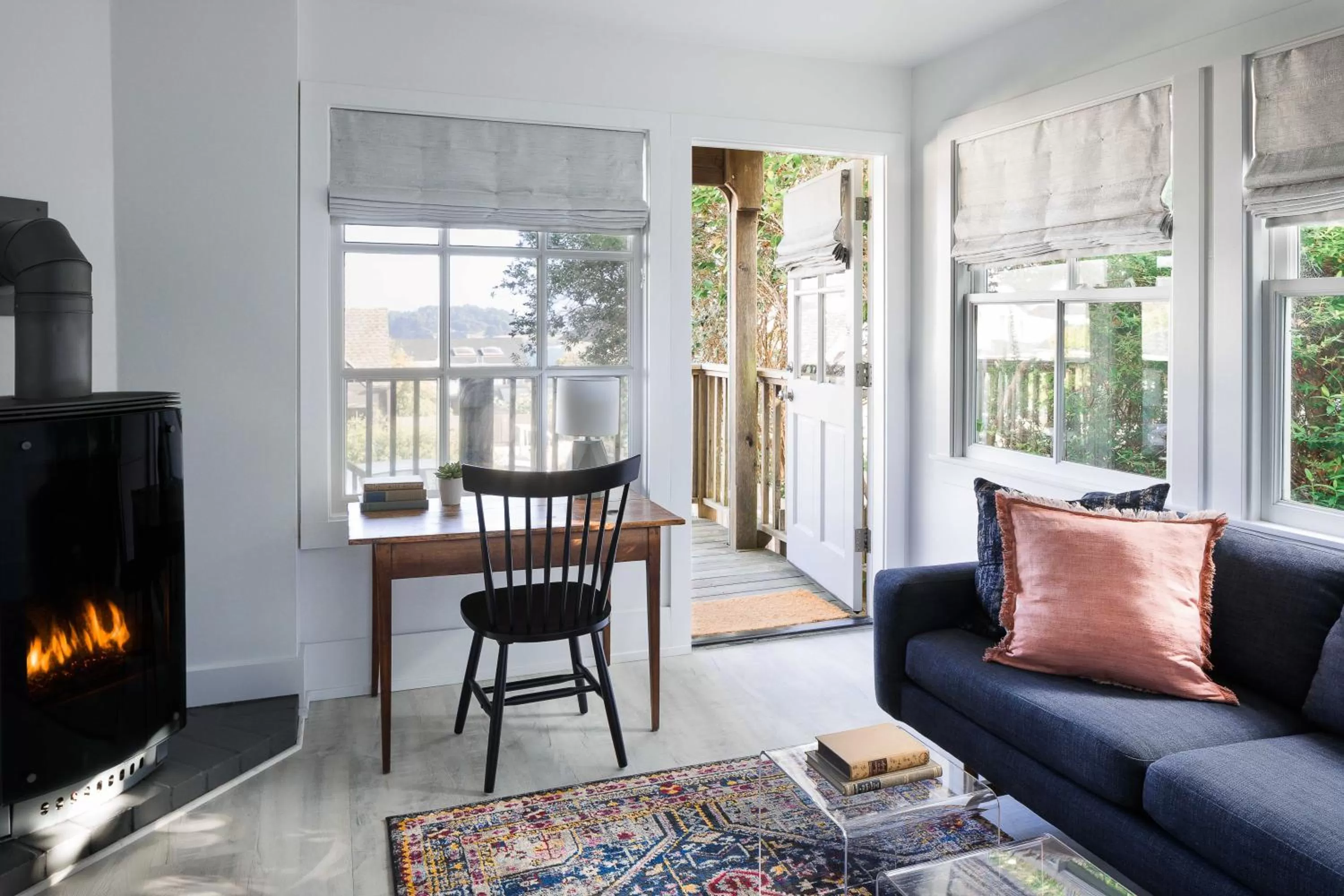 Patio in Inns of Mendocino