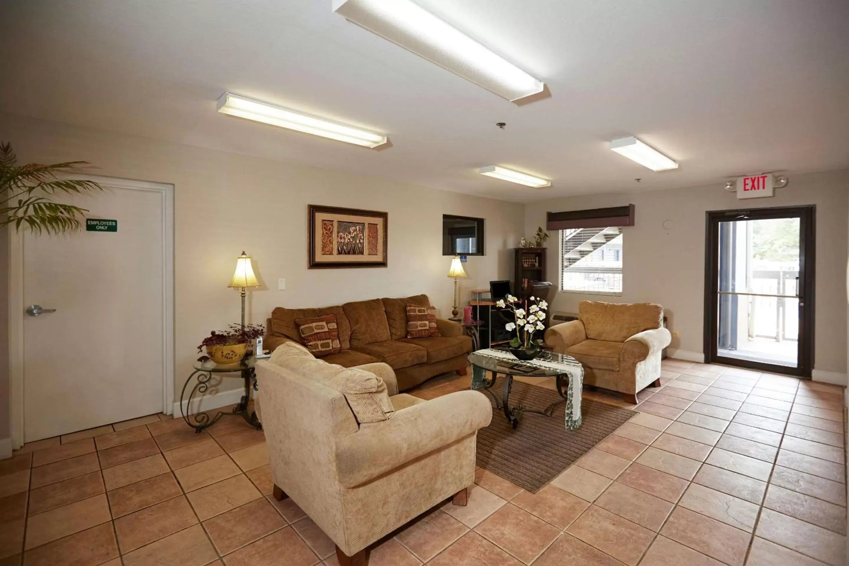 Lobby or reception, Seating Area in Quality Inn at Fort Gordon