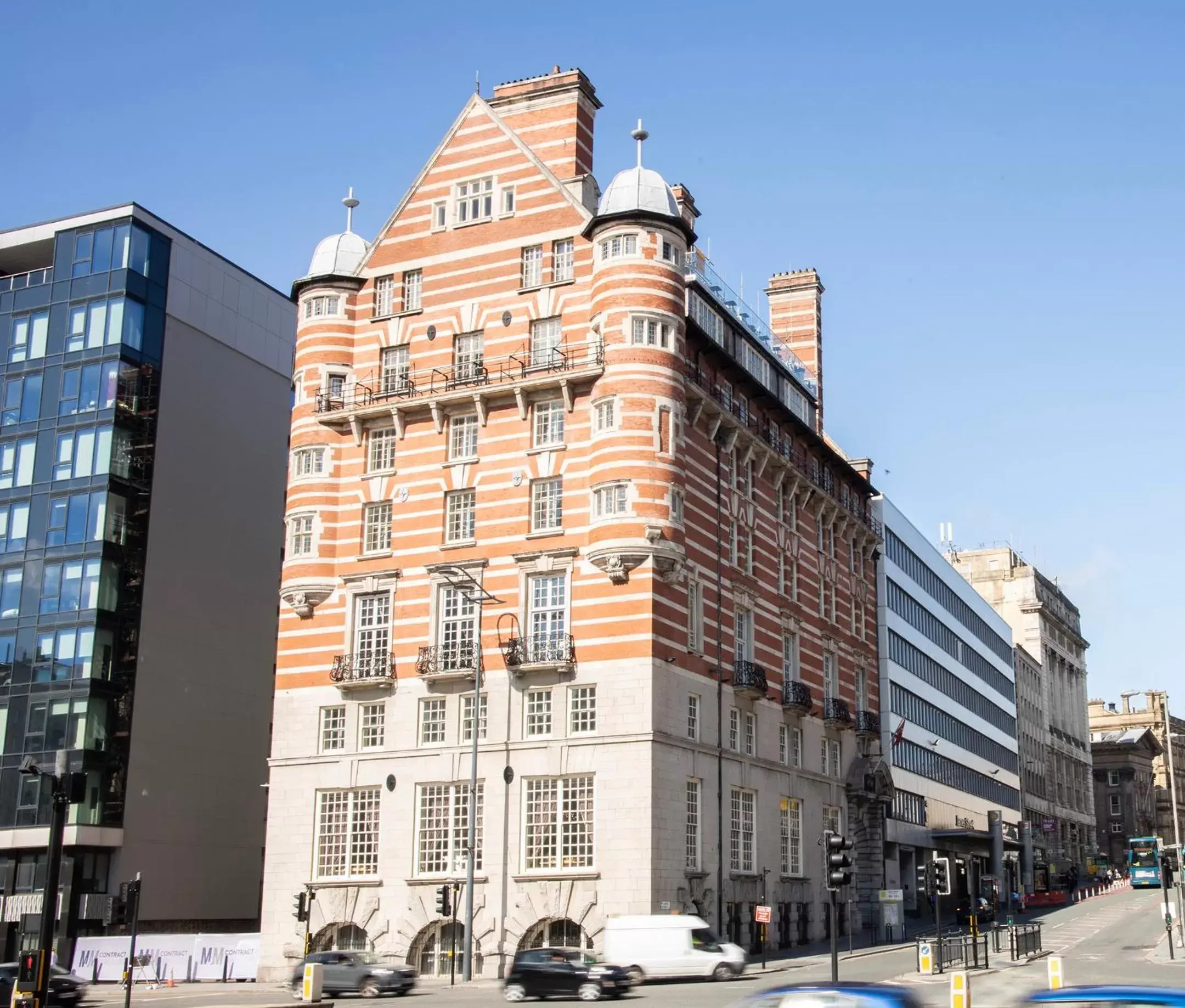 Facade/entrance, Property Building in 30 James Street